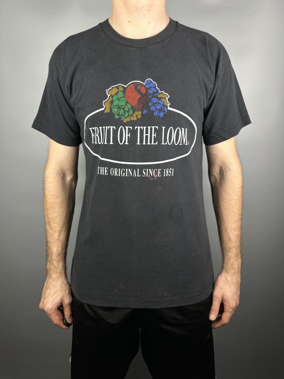 Vintage 80s Vintage Fruit Of The Loom FOTL Logo T Shirt Tee 90s Size US L / EU 52-54 / 3 - 2 Thumbnail