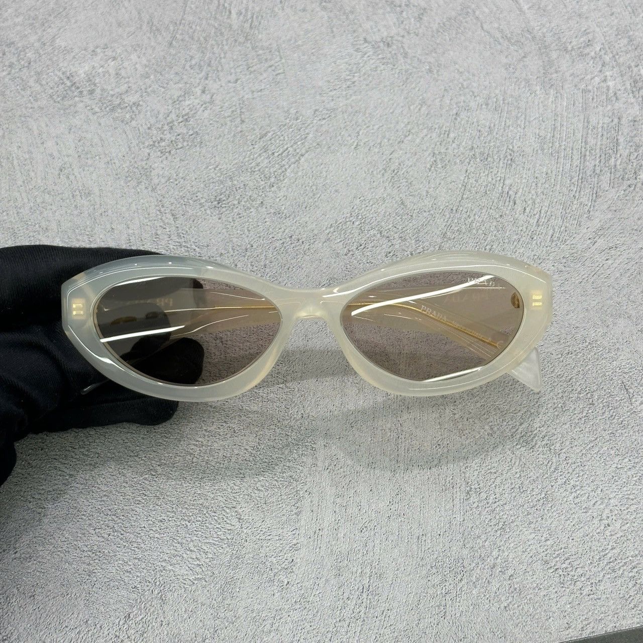 Prada PRADA 0PR 26ZS 12V4I2 SUNGLASSES Size ONE SIZE - 2 Thumbnail