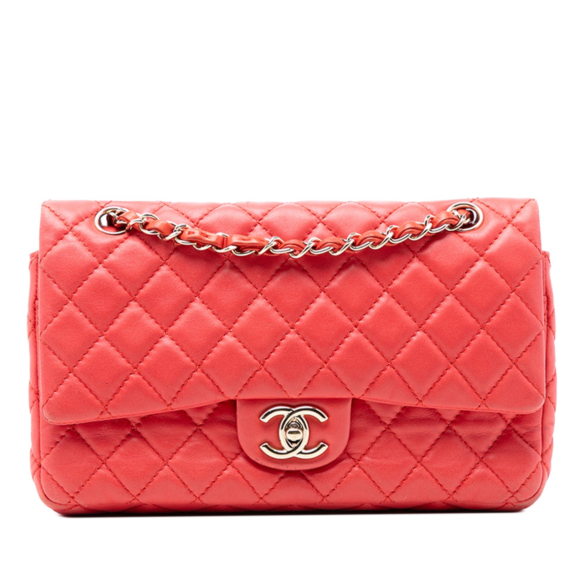 Chanel Medium Classic Lambskin Double Flap Size ONE SIZE - 1 Thumbnail
