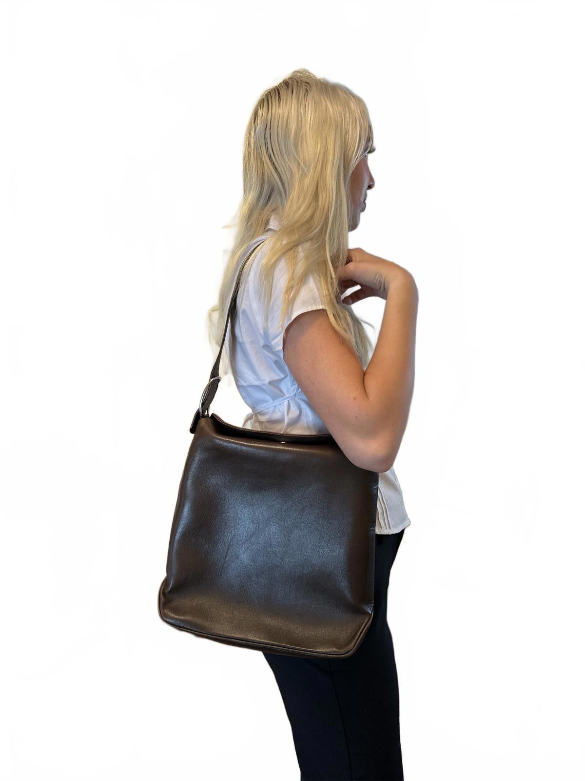 Salvatore Ferragamo Ferragamo Classic Brown Leather Shoulder Bag Size ONE SIZE - 9 Thumbnail