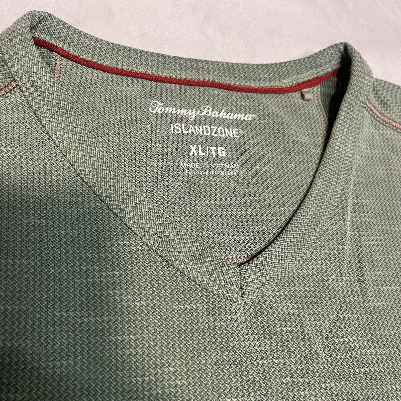 Tommy Bahama Tommy Bahama IslandZone V-Neck T-Shirt Size US XL / EU 56 / 4 - 3 Thumbnail