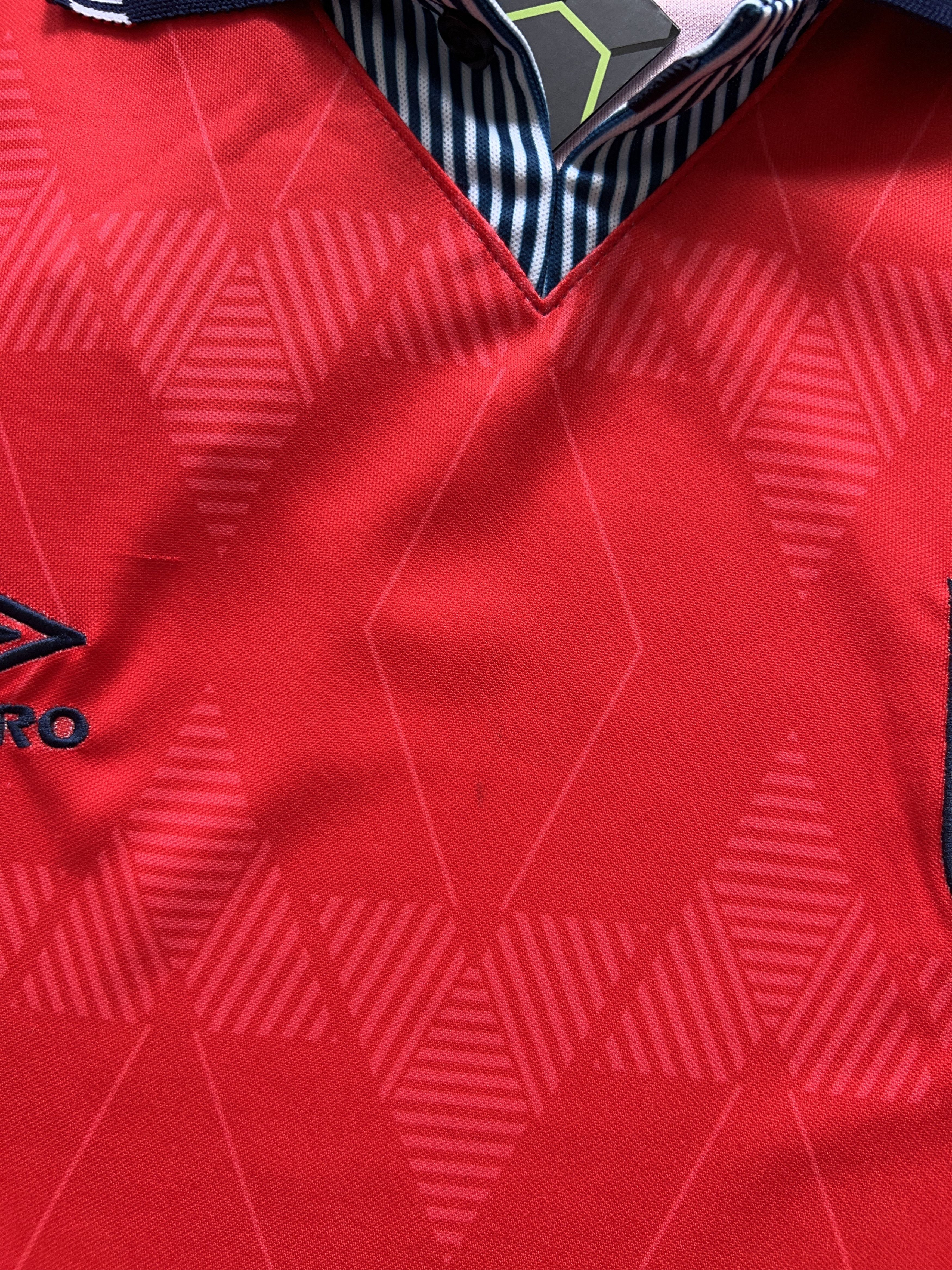 Umbro England National Team 1992 1993 Reproduction T Shirt Jersey Size US L / EU 52-54 / 3 - 4 Thumbnail