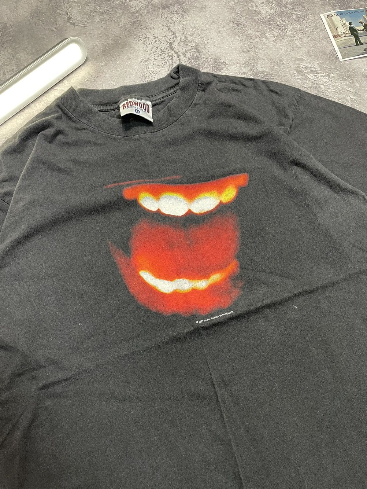Band Tees Vtg 90s The Wildhearts Earth Grunge Graphic Tee Size US XL / EU 56 / 4 - 3 Thumbnail