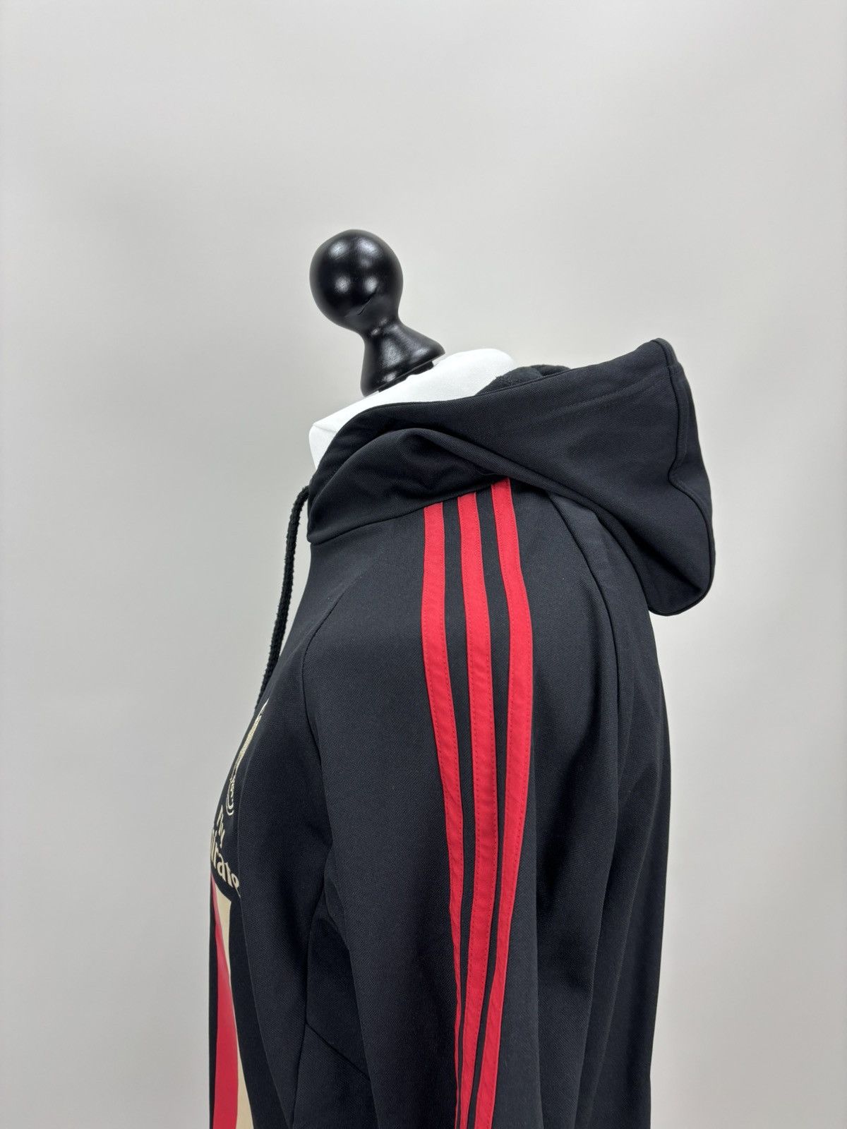 Adidas Mens hoodie Adidas AC 2011-2012 Milan Size M Color Black Size US M / EU 48-50 / 2 - 9 Thumbnail