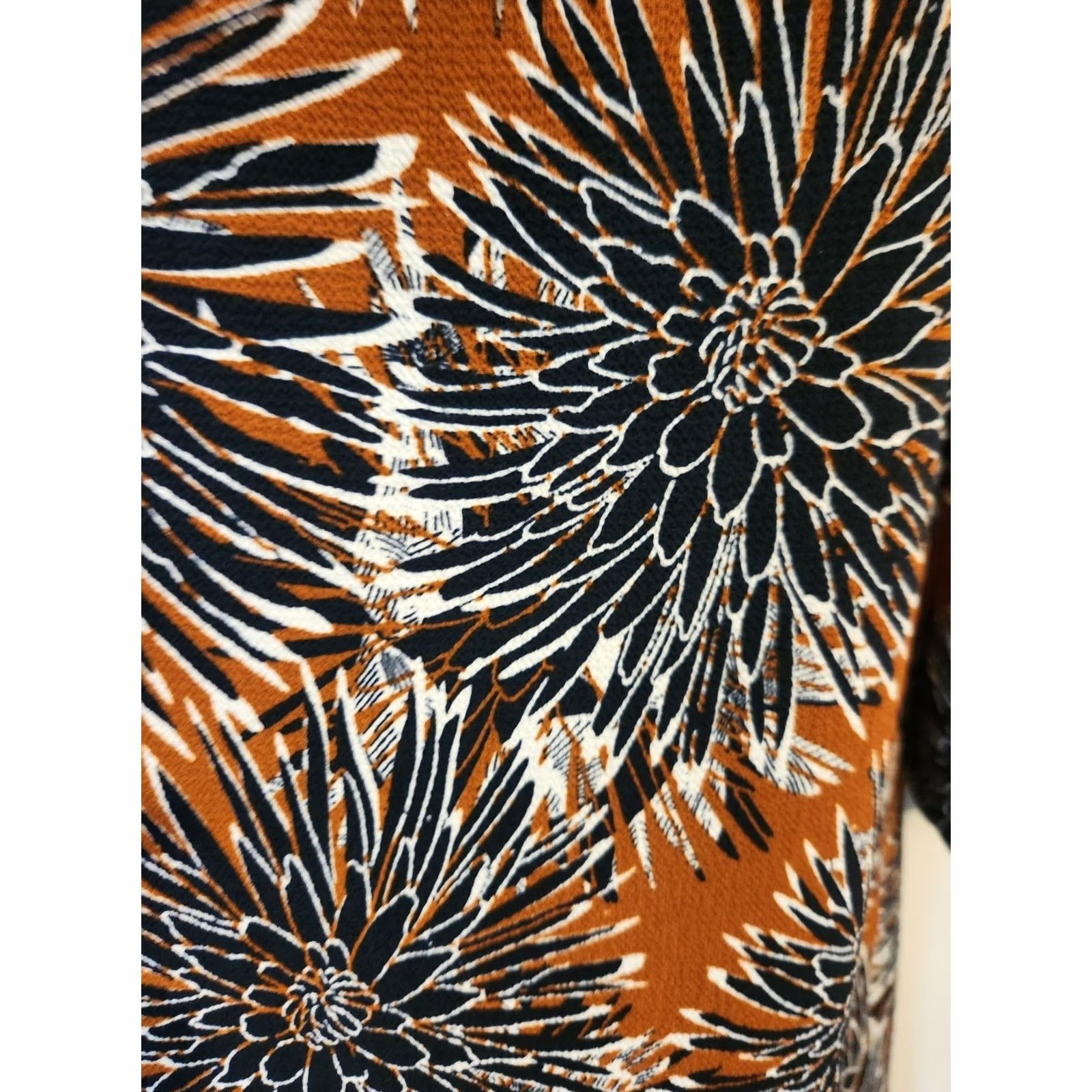 H&M H&M Dress Floral Print Blue Brown Knee Length 3/4 Sleeve Round Neck Pullover Chiffon Polyester Elastane Womens Regular 4 Vintage No Retro Bohemian 90s Size S / US 4 / IT 40 - 2 Thumbnail