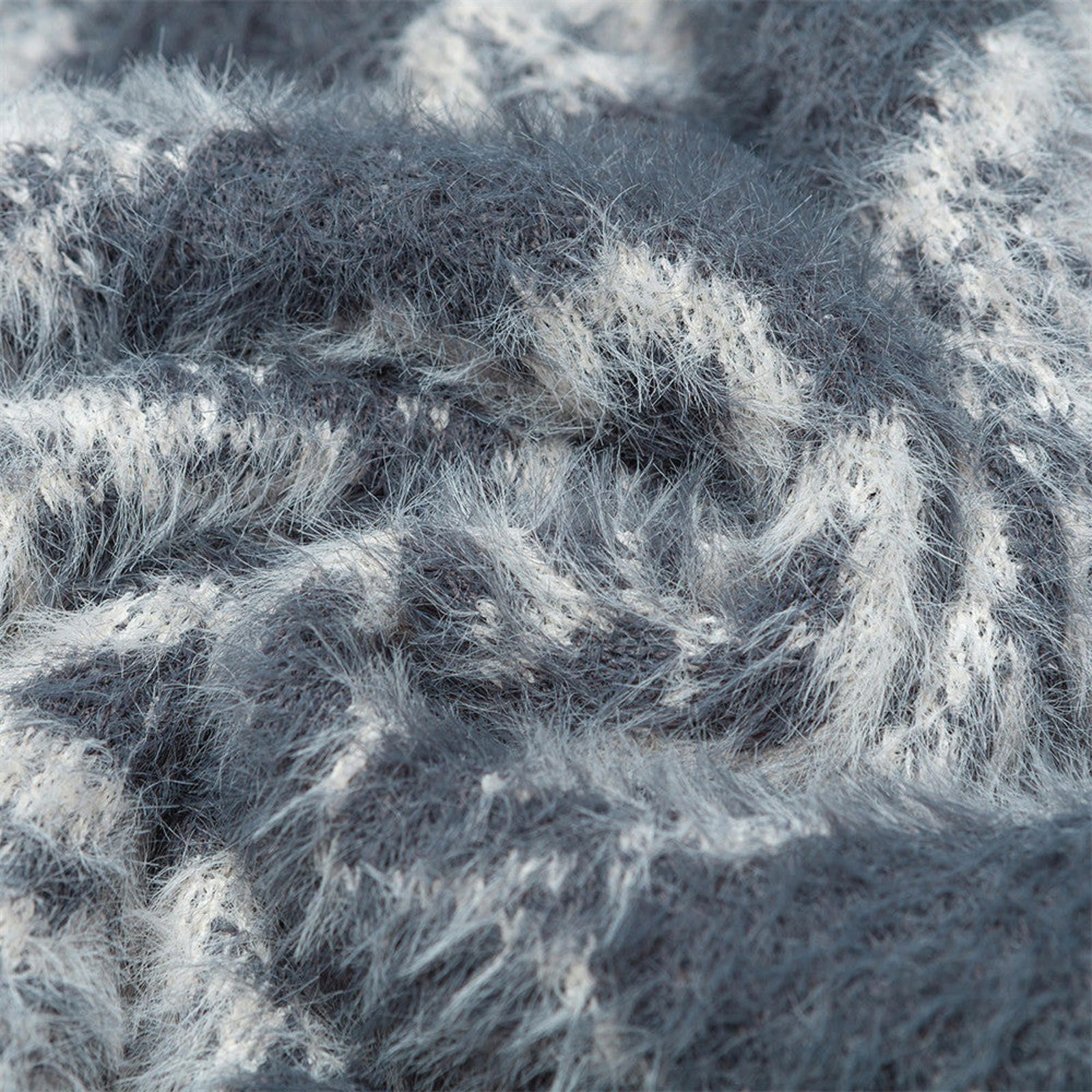 Vintage Gray Fuzzy Zip-Up Turtleneck Sweater, Cozy Knitwear Size US M / EU 48-50 / 2 - 4 Thumbnail