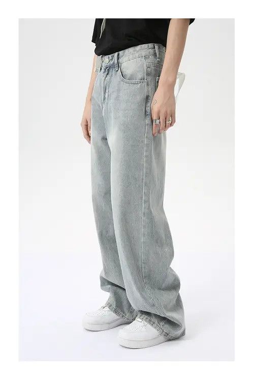 Other Washed light blue straight-leg loose-fitting jeans Size US 32 / EU 48 - 6 Thumbnail
