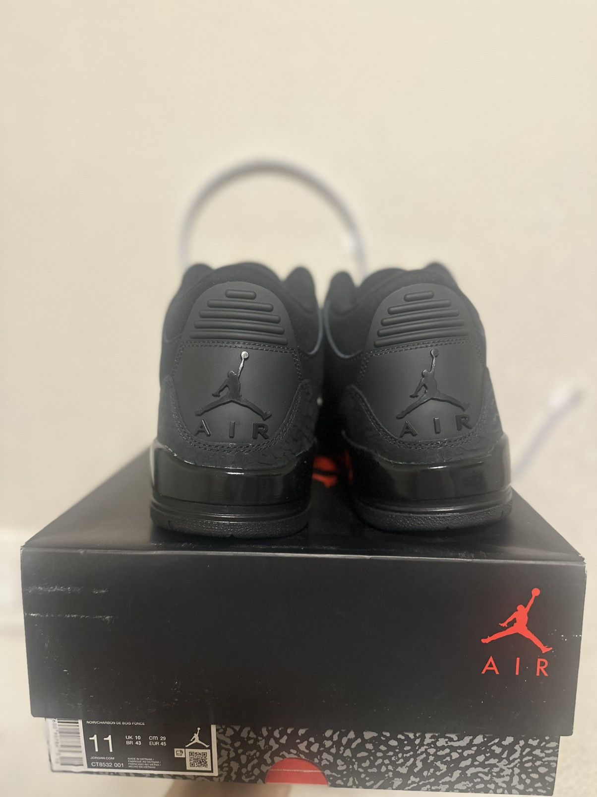 Jordan Brand Jordan 3 Black Cat Size US 11 / EU 44 - 5 Thumbnail