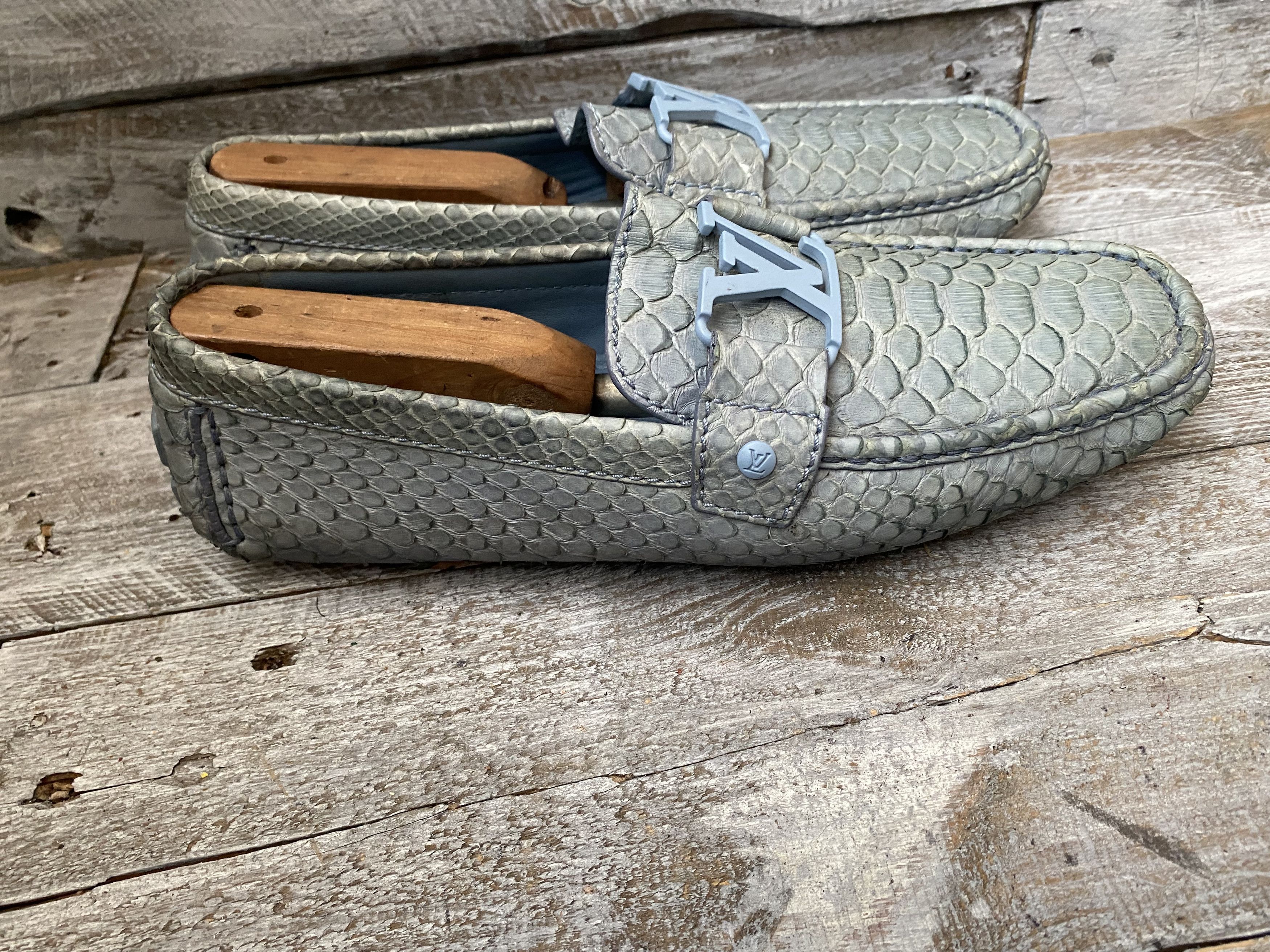 Designer × Louis Vuitton Louis vuitton monte carlo python moccasin leather loafers Size US 8 / EU 41 - 10 Thumbnail