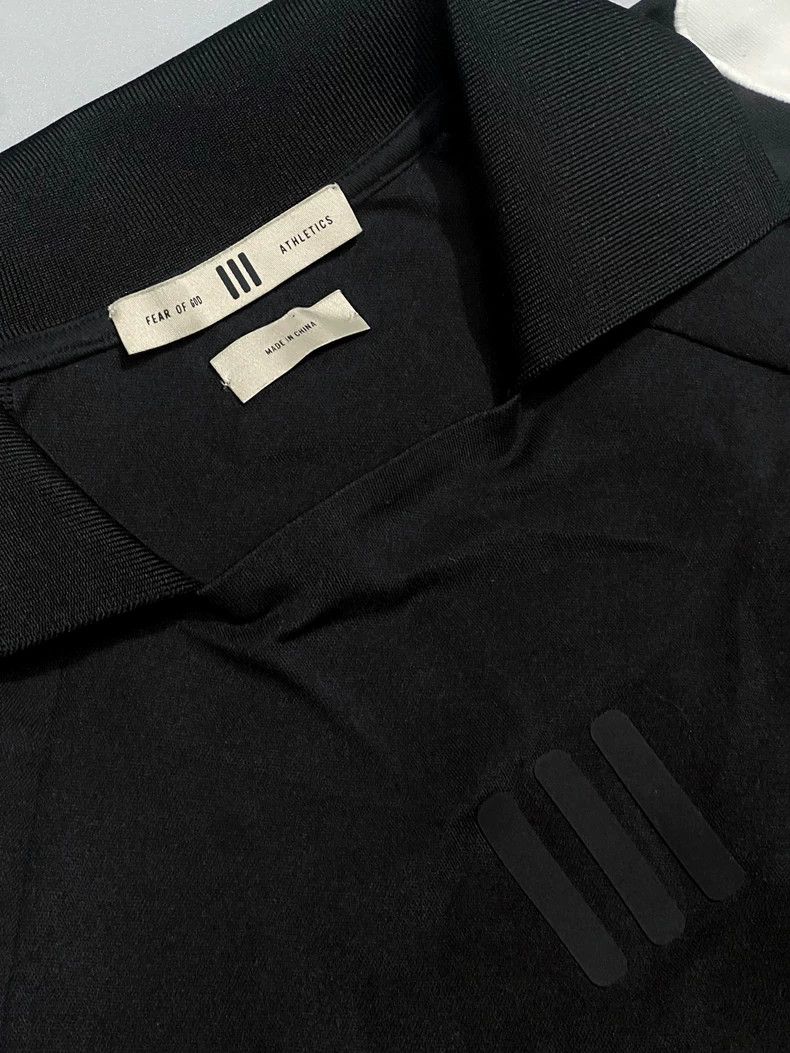 Fear of God Fear of God Color-blocked lapel long-sleeved sports soccer Size US L / EU 52-54 / 3 - 6 Thumbnail