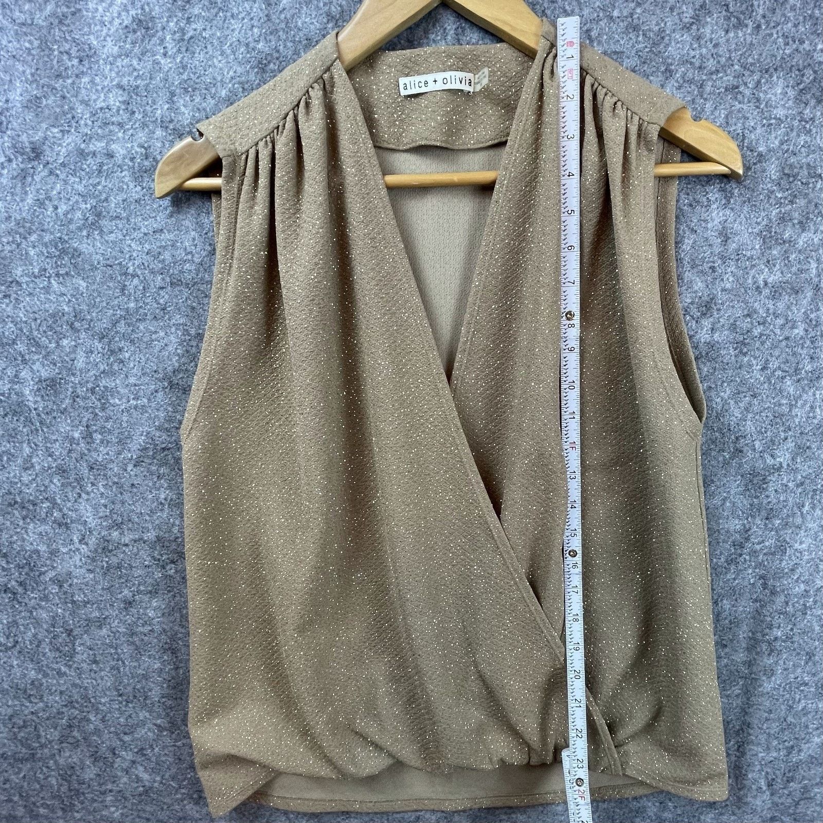 Alice + Olivia Lilah Crossover Blouse Womens Medium Glitter