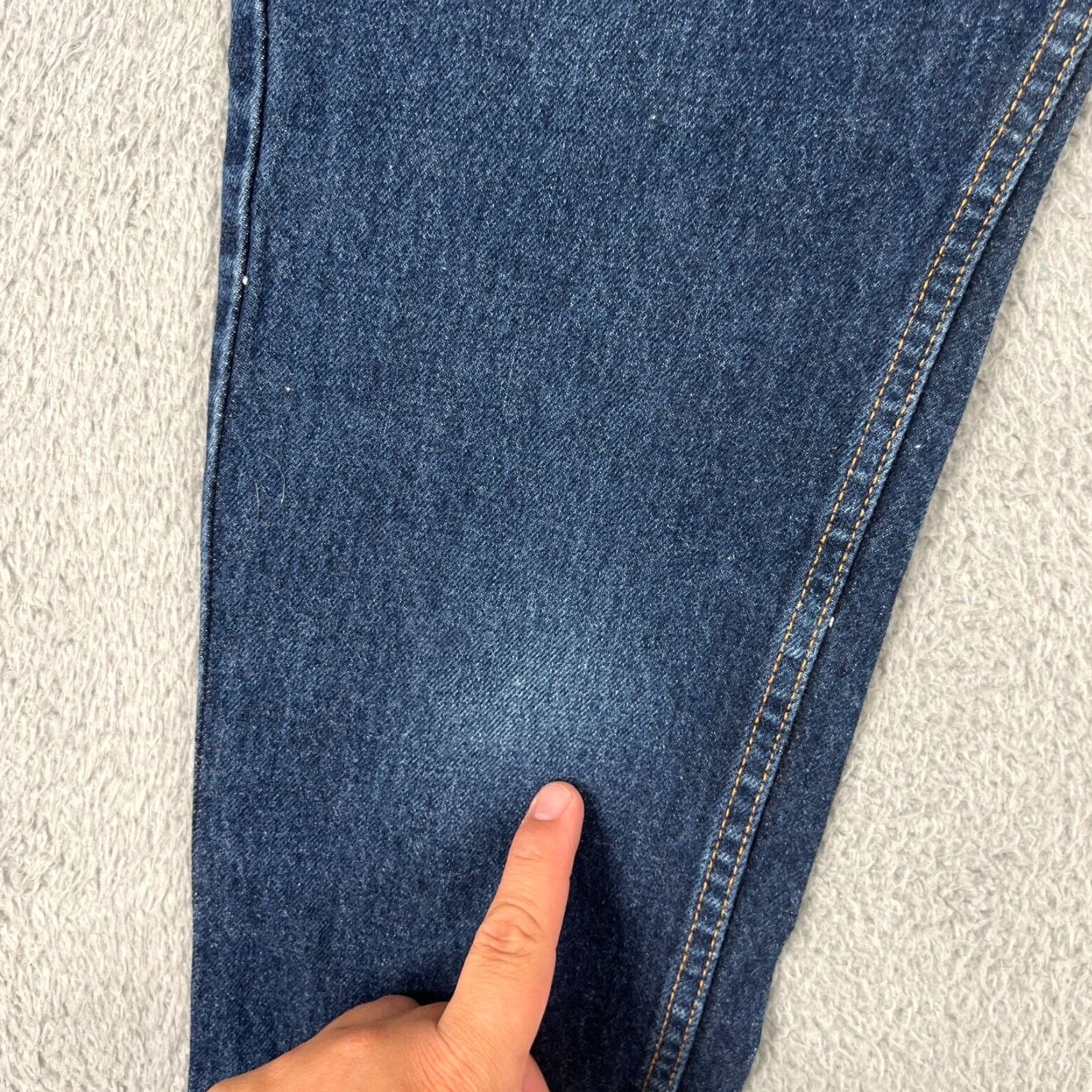 Levi's VINTAGE Levi's Women's 551 Mom Jeans Relaxed Fit Tapered Leg 1990s Blue Denim Size 6 Size 28" / US 6 / IT 42 - 2 Thumbnail