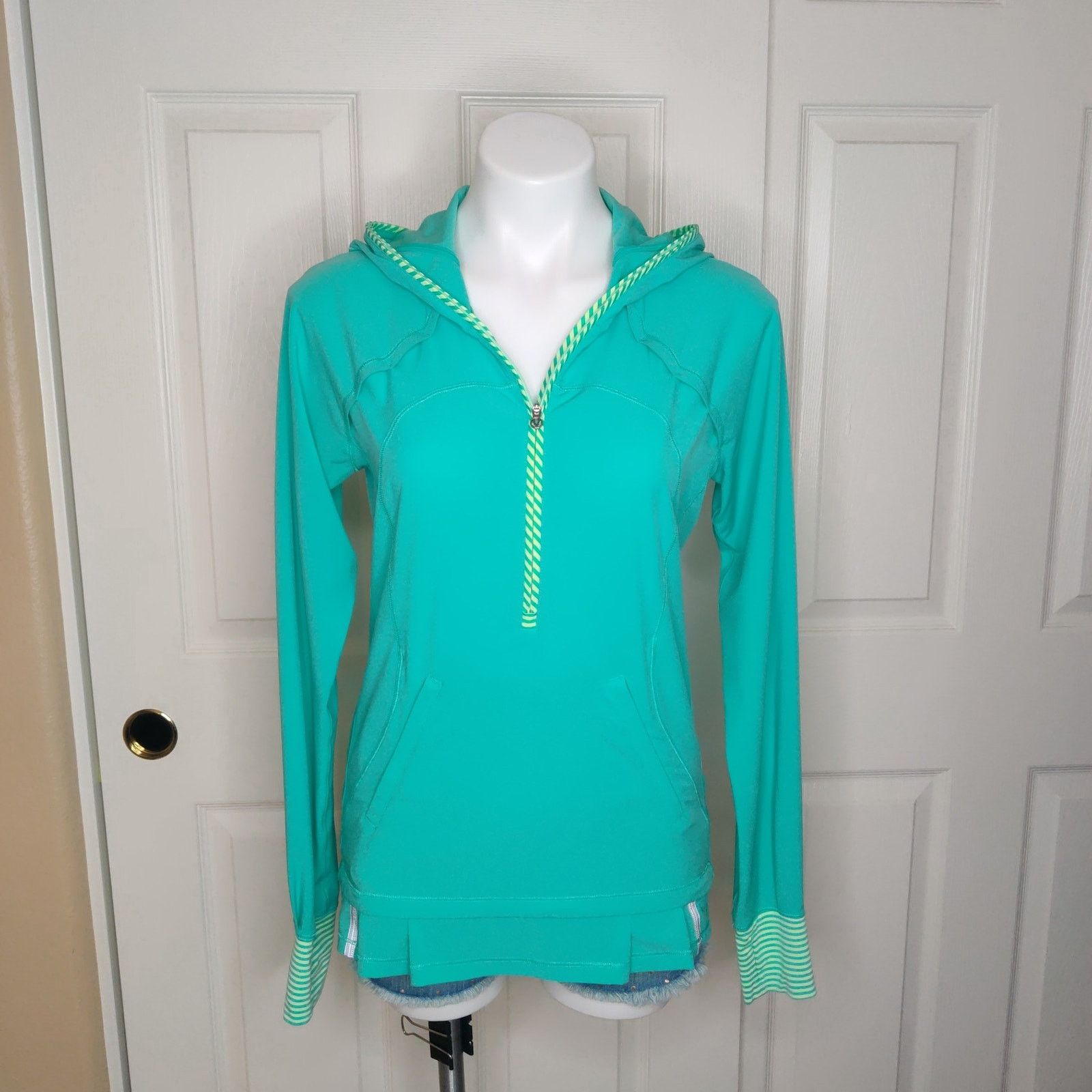 Lululemon Lightened Up Pullover Top Bali Breeze/1/8 Stripe Bali Breeze Size M / US 6-8 / IT 42-44 - 1 Thumbnail