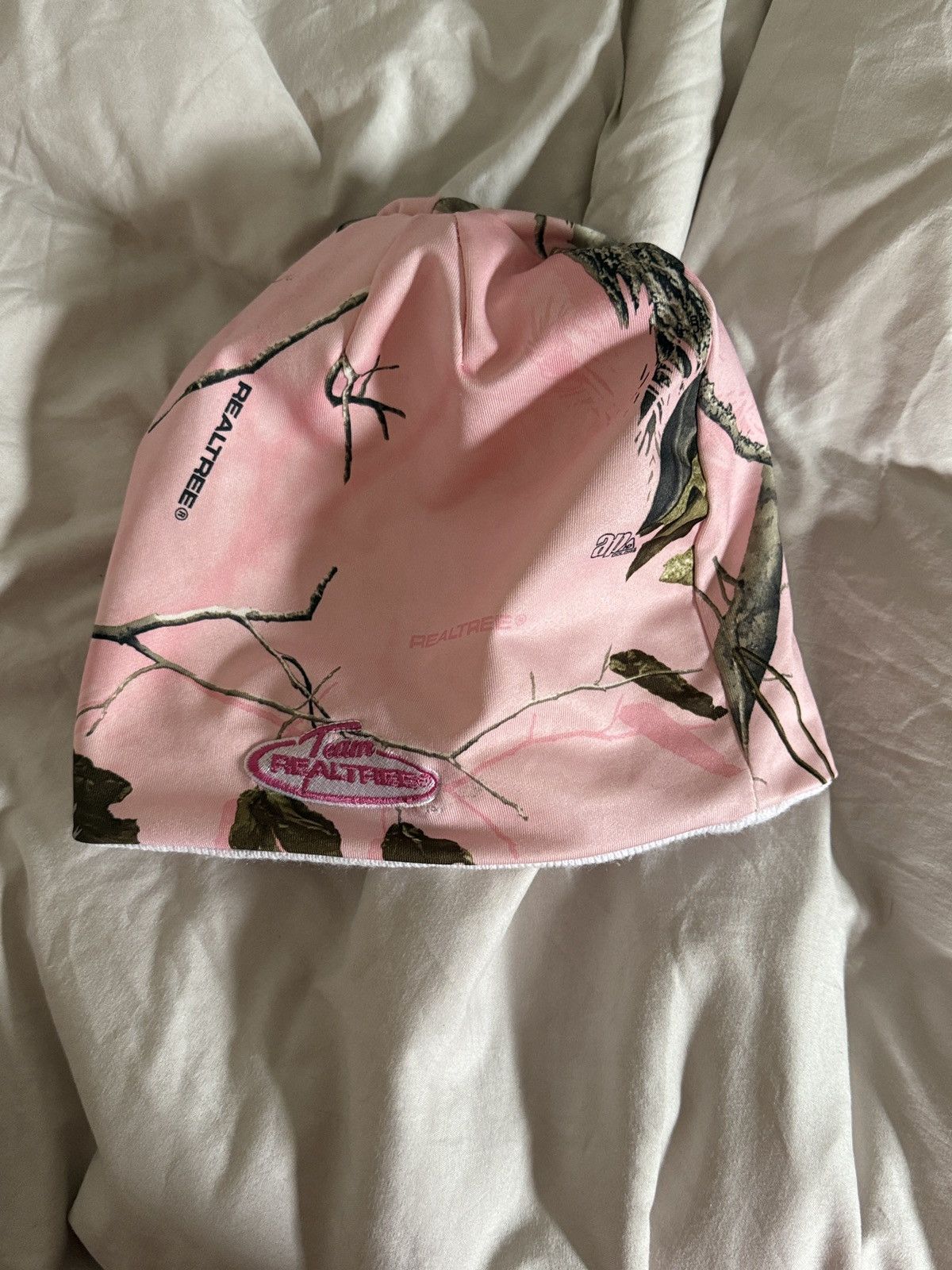 Realtree × Vintage Pink camouflage realtree beanie fits womens or men’s Size ONE SIZE - 1 Thumbnail