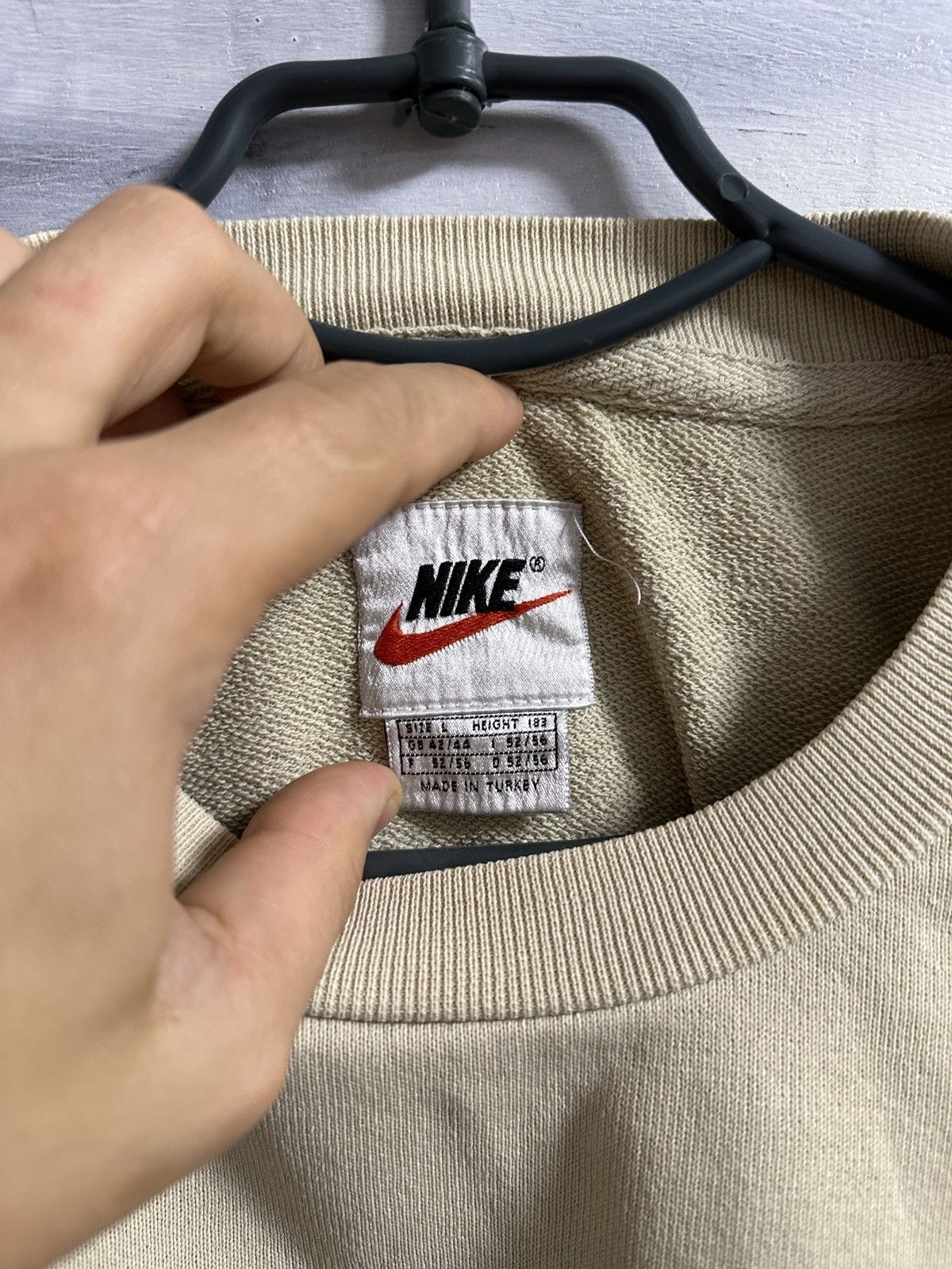Nike × Vintage Rare Vintage Sweatshirt Nike Big Logo 90s Clothing. Size US L / EU 52-54 / 3 - 8 Thumbnail