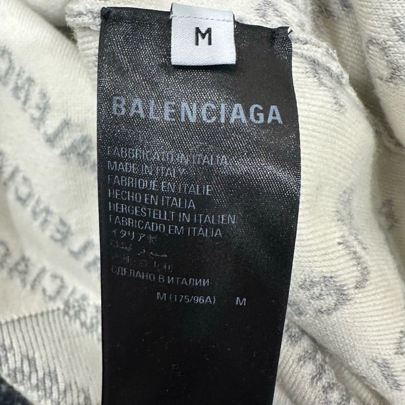 Balenciaga Balenciaga Solid monogrammed pullover sweatshirt Size US M / EU 48-50 / 2 - 6 Thumbnail
