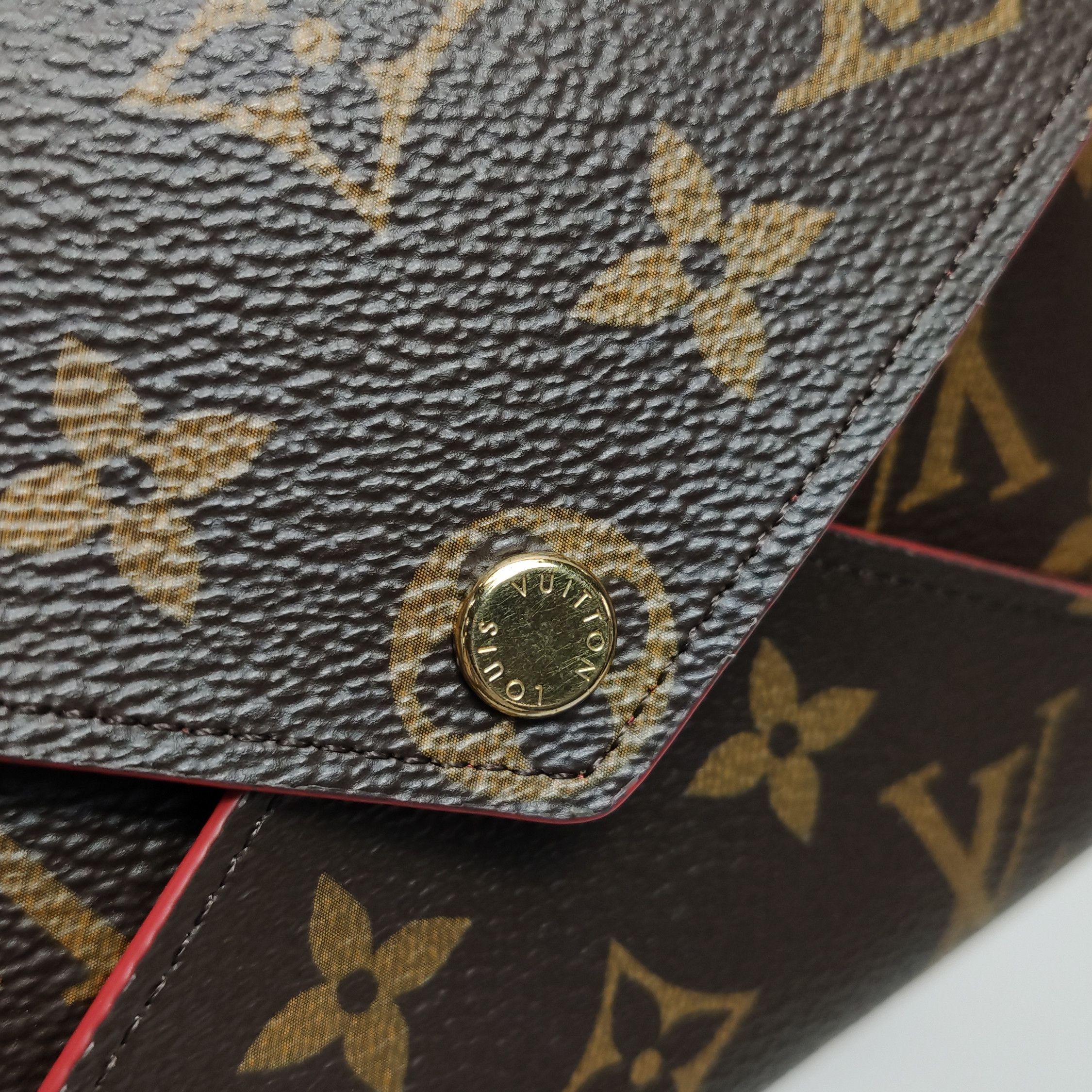 Louis Vuitton Louis Vuitton (LV) Pochette Kirigami independent small bag Size ONE SIZE - 4 Thumbnail