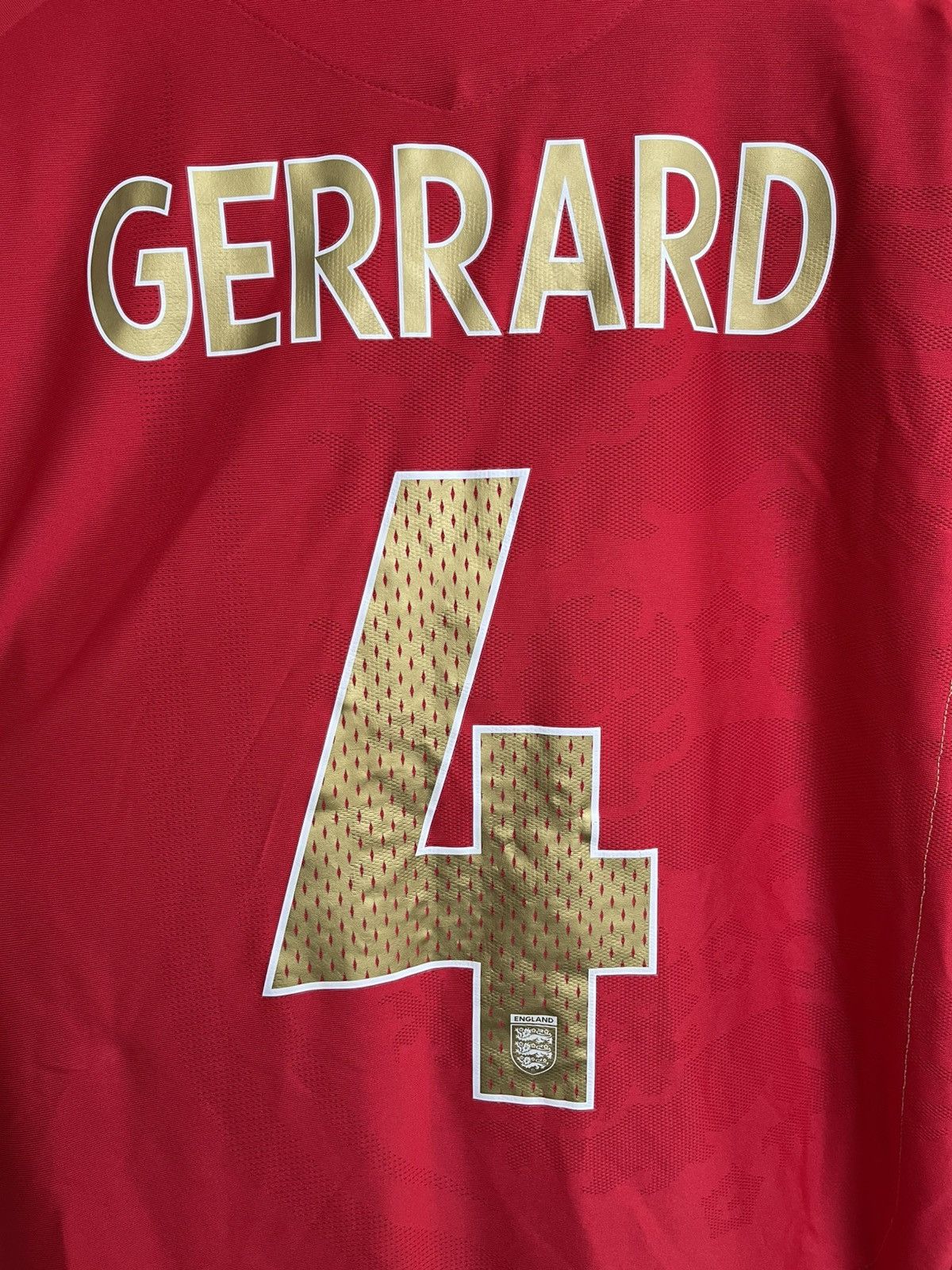 Umbro 2006/2008 Umbro England Gerrard Vintage Soccer Jersey Shirt Size US XL / EU 56 / 4 - 9 Thumbnail