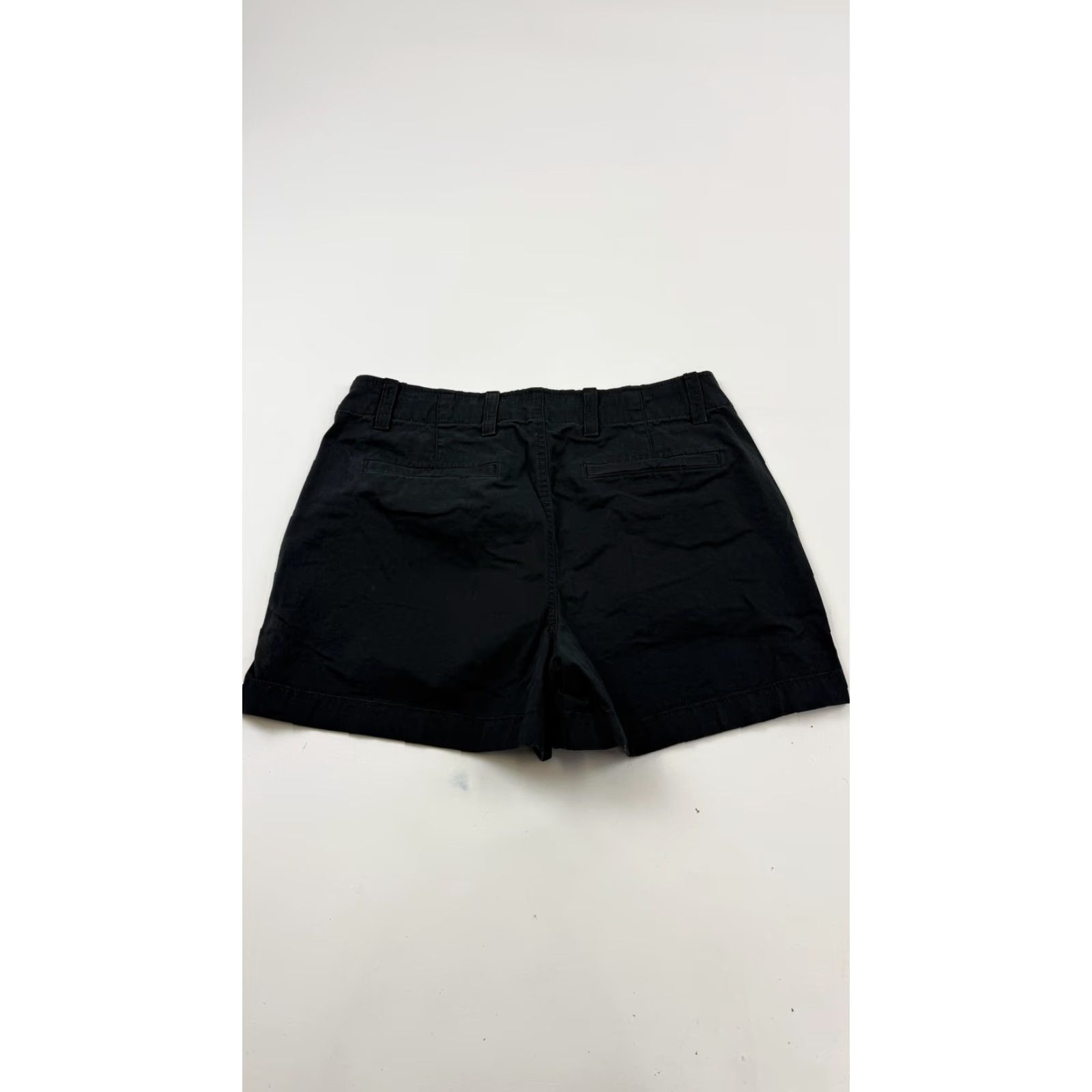 Gap GAP Shorts Women's 4 Inch Downtown Chino Black Size 8 Adult Regular Waist 32 Inseam 4 in Garment Dyed Casual Size 30" / US 8 / IT 44 - 5 Thumbnail