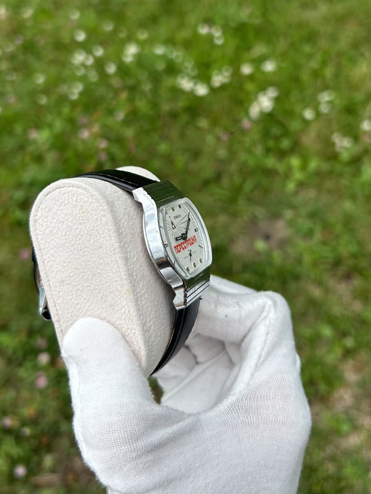 Vintage Vintage Watch Pobeda Soviet USSR Mechanical Authentic 1980s Size ONE SIZE - 15 Thumbnail