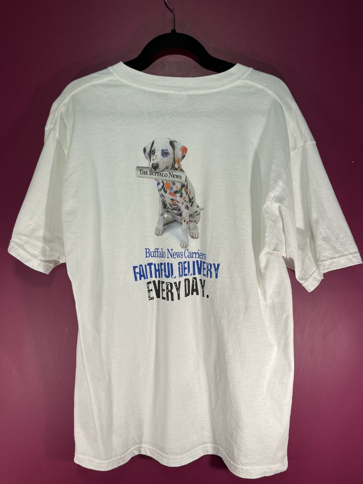 Gildan Buffalo news graphic tee Size US L / EU 52-54 / 3 - 1 Thumbnail