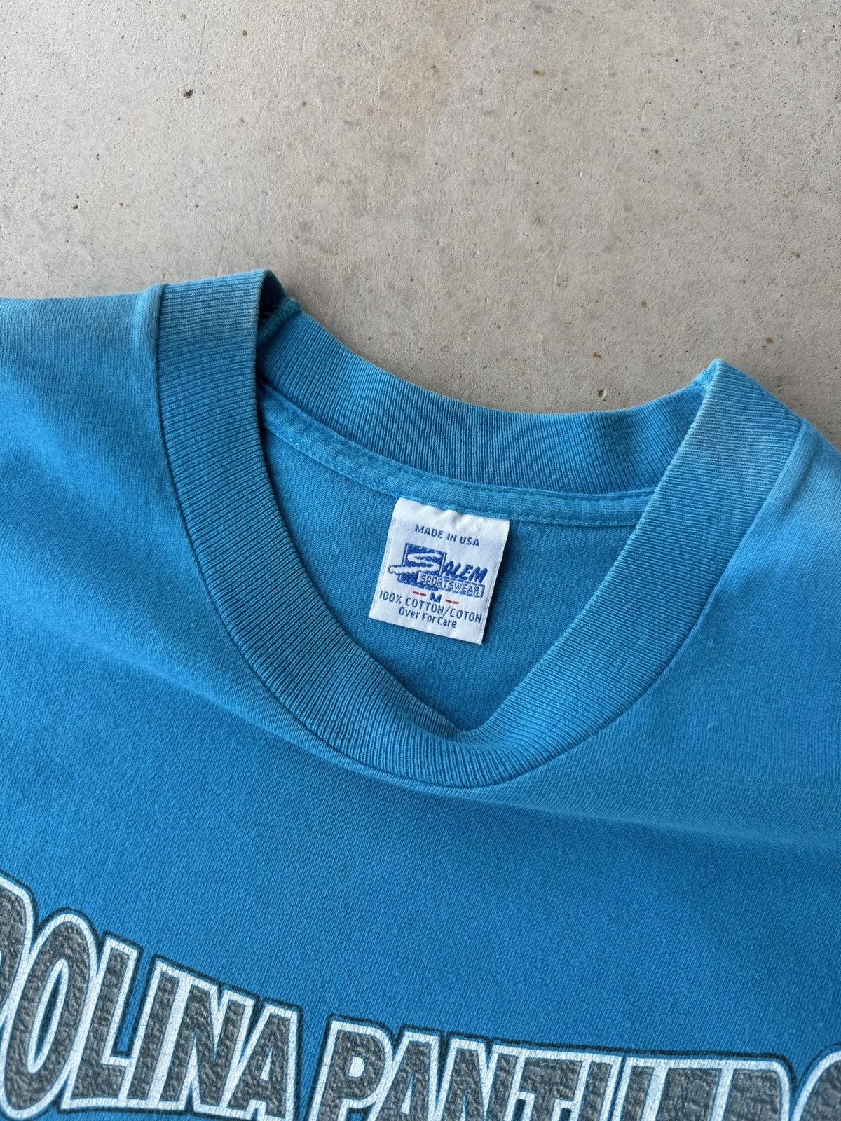 Salem Sportswear 1990s Carolina Panthers Salem Sportswear Helmet T-shirt Size US M / EU 48-50 / 2 - 4 Thumbnail