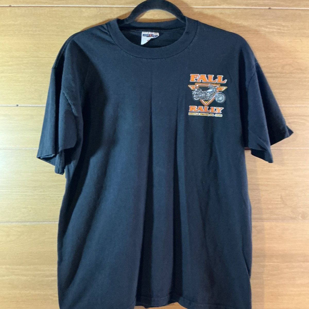 Jerzees Vintage Jerzees Black Tee with Orange Bike Rally Men’s Med Size US M / EU 48-50 / 2 - 2 Thumbnail