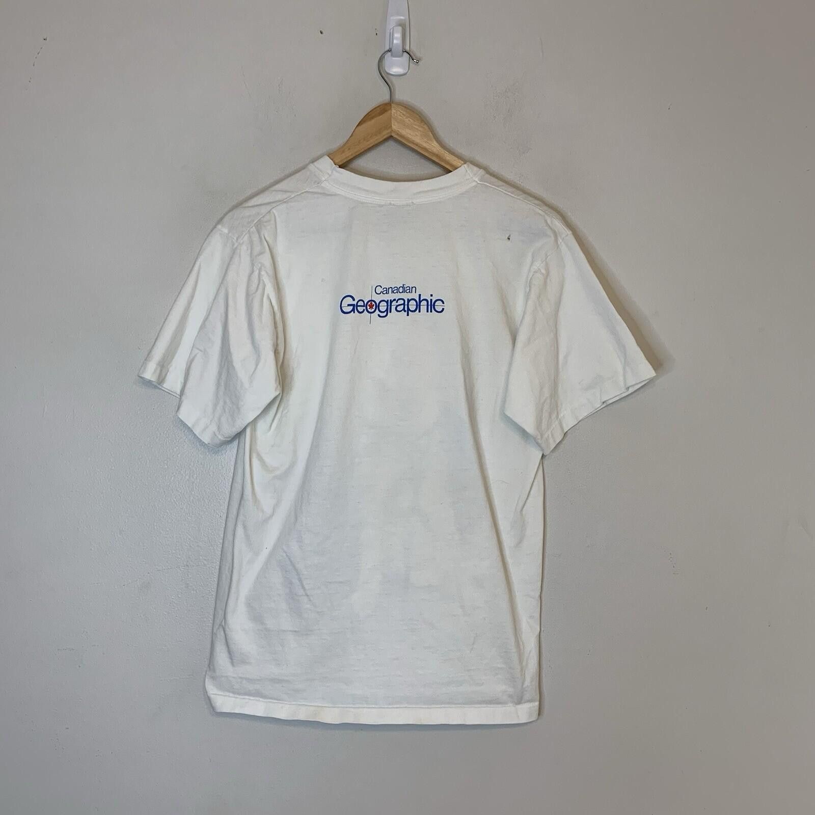 Vintage Vintage 90s Dog Canadian Geographic Shirt White Size S Size US L / EU 52-54 / 3 - 3 Thumbnail