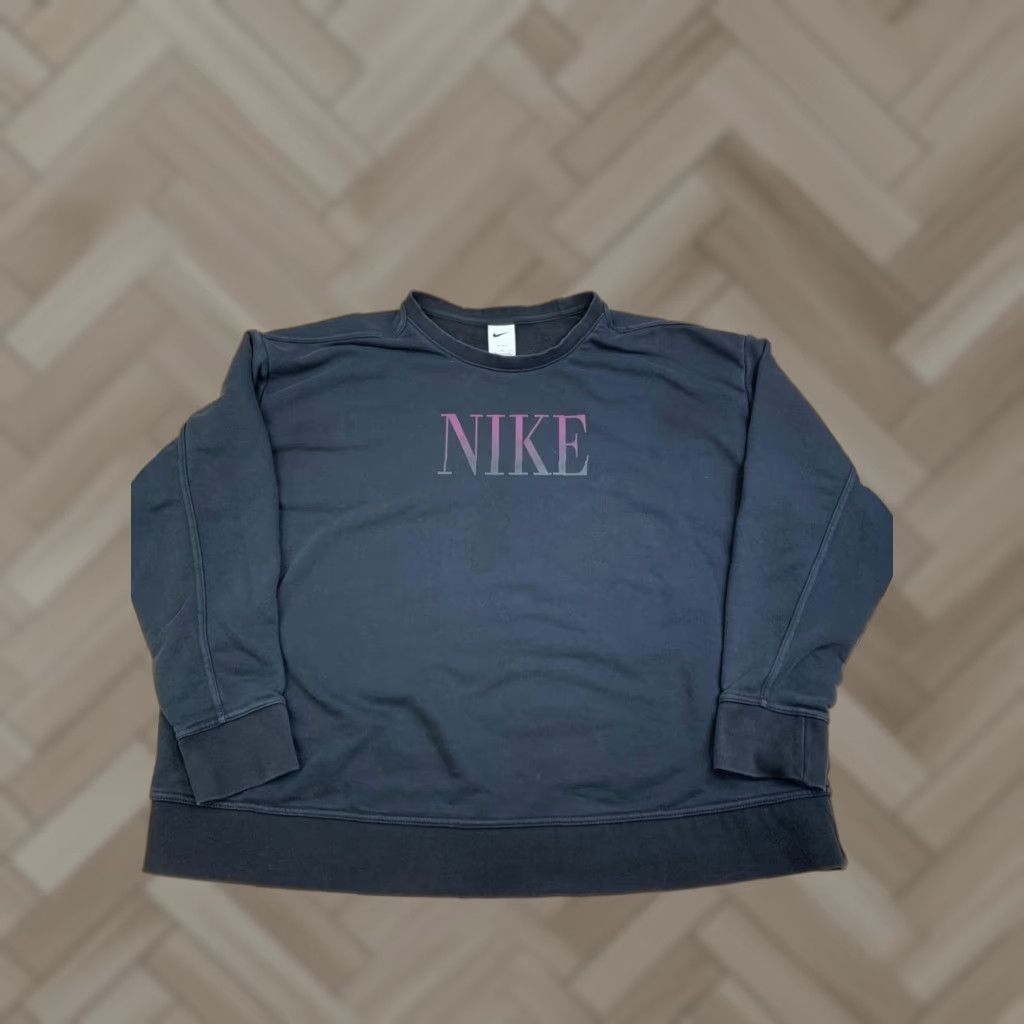 Nike Nike Sweatshirt Crew Neck Pullover Women XL Black Logo Activewear Sweatshirt Logo All Seasons Winter Fall Mens Womens? Size XL / US 12-14 / IT 48-50 - 1 Thumbnail