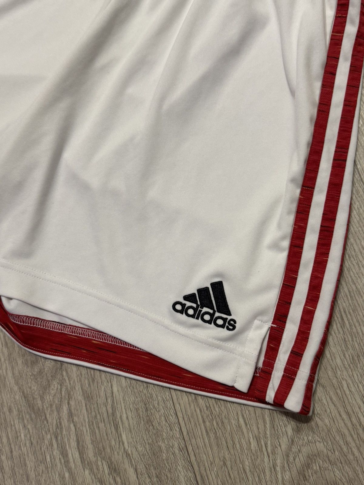Adidas 🔷Adidas Manchester United 2020/21 Soccer Shorts🔷 Size US 36 / EU 52 - 3 Thumbnail