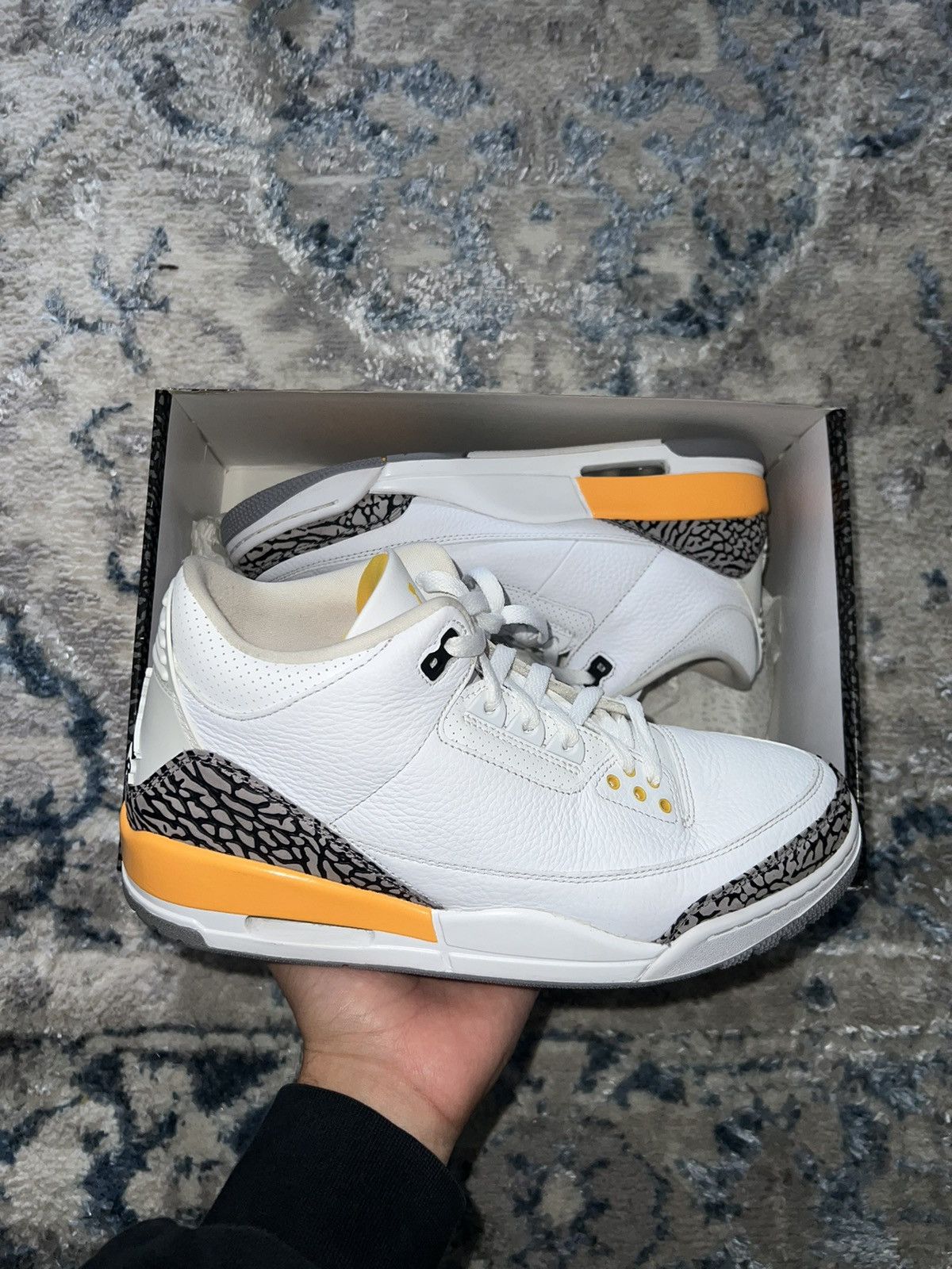 Jordan Brand Jordan 3 laser orange Size US 11.5 / EU 44-45 - 1 Thumbnail
