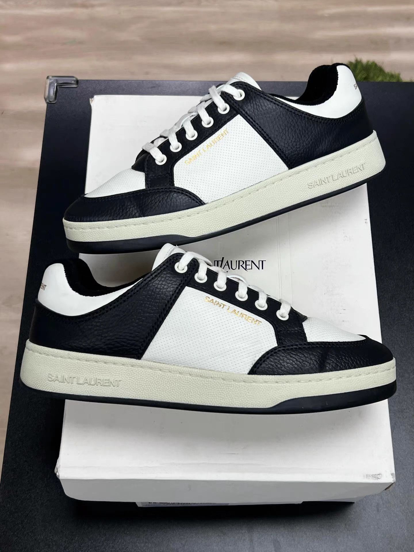 Saint Laurent Paris Saint Laurent SL/61 Low Top Sneakers K15 Size US 8 / EU 41 - 5 Thumbnail