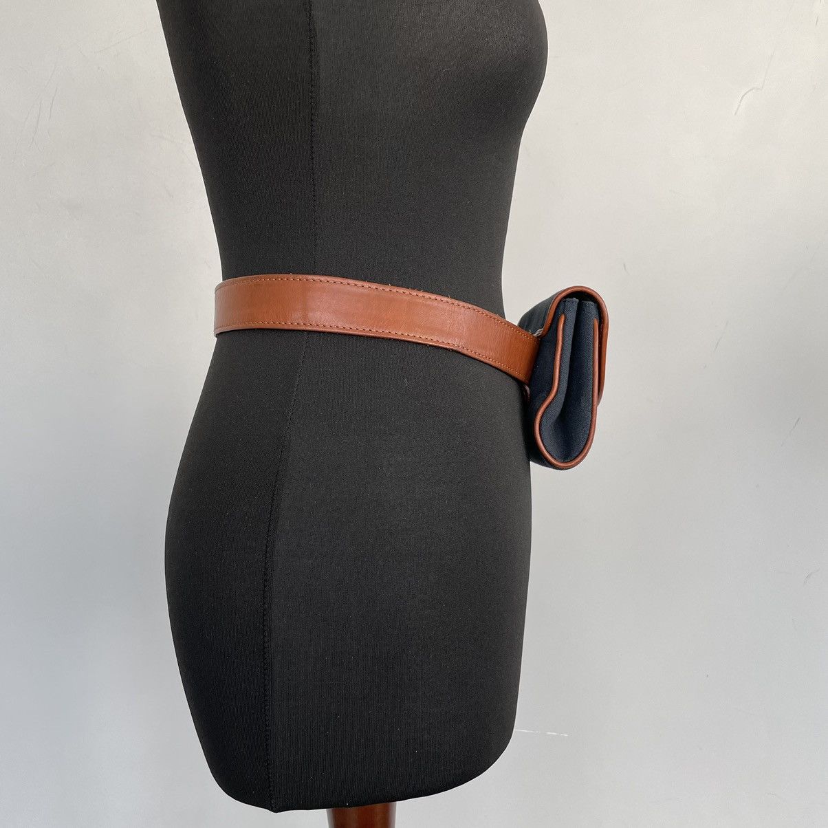 Burberry 🔥RARE🔥Vintage belt bag 1990 burberry's Size ONE SIZE - 3 Thumbnail