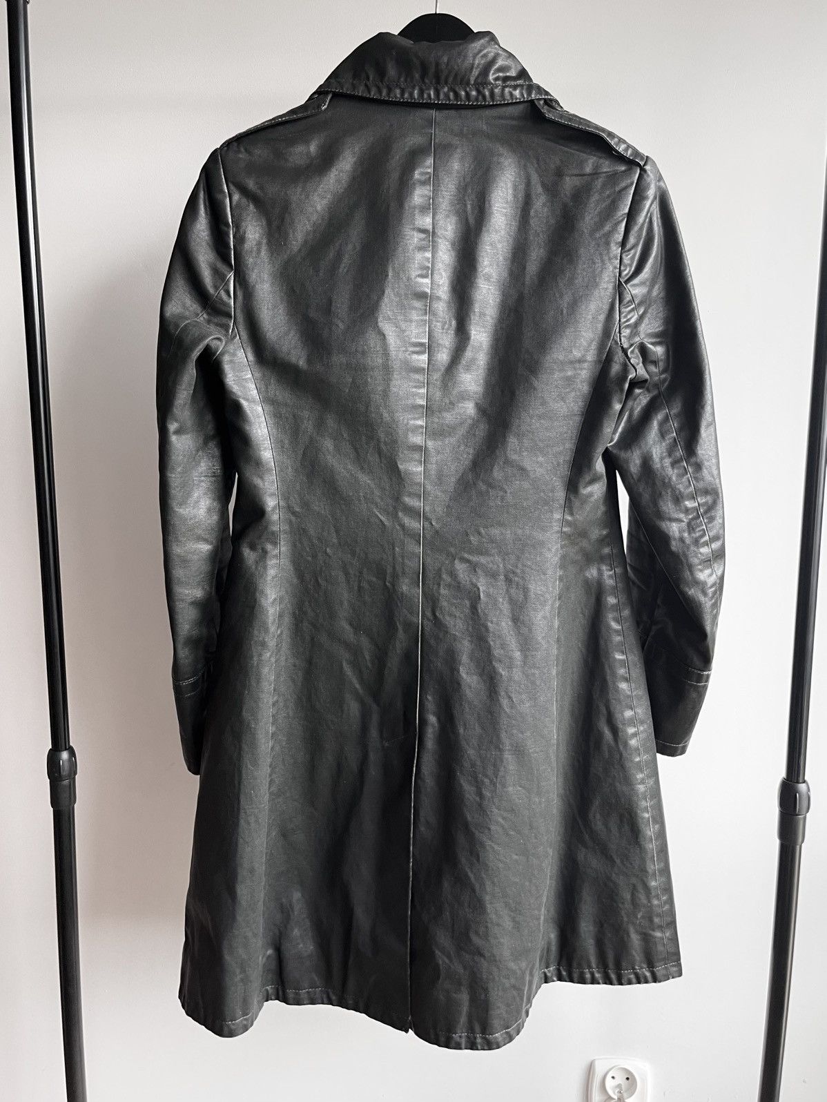 Hussein Chalayan Archive rare Hussein Chalayan early 00s waxed canvas coat: Size US XS / EU 42 / 0 - 7 Thumbnail