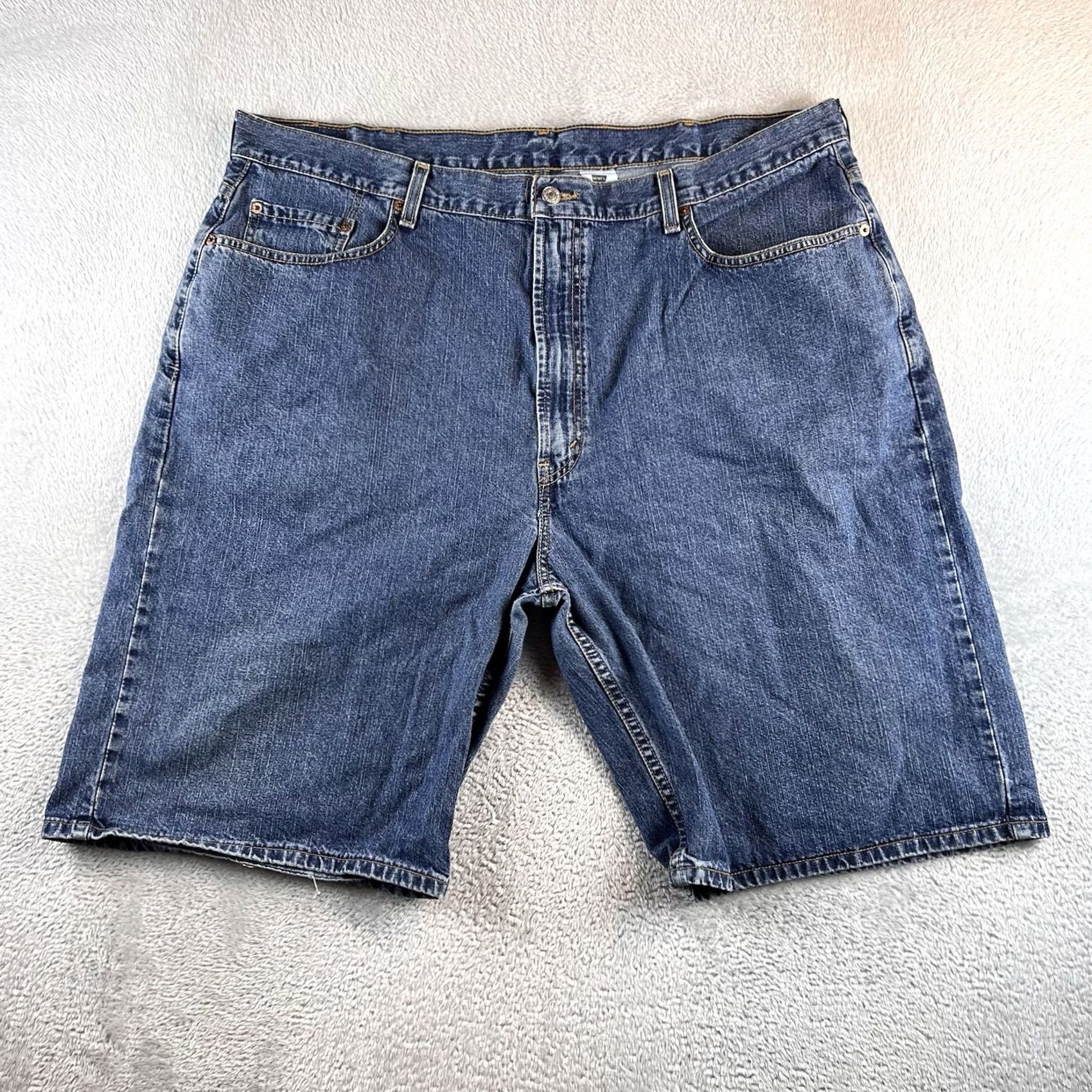 Levi's VINTAGE Levi's 569 Shirt? Denim Shorts Men 42 Distressed Y2K Baggy 5-Pocket Levi's Denim Shorts Men 42 Retro 90s Urban Hip Hop Skater Grunge USA Size US 42 / EU 58 - 2 Thumbnail