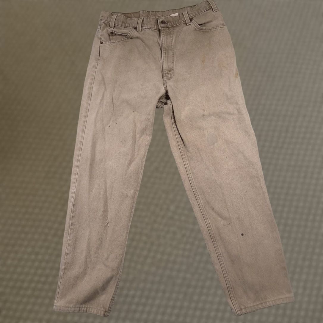 Levi's VINTAGE Levi's 550 Jeans Mens 36x32 Beige Relaxed Fit Tapered Leg Made in USA Distressed 90s Size US 36 / EU 52 - 1 Thumbnail