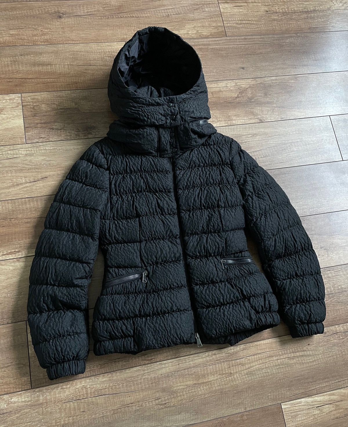 Moncler Moncler Women's Black Down Hooded Jacket Size S / US 4 / IT 40 - 1 Thumbnail