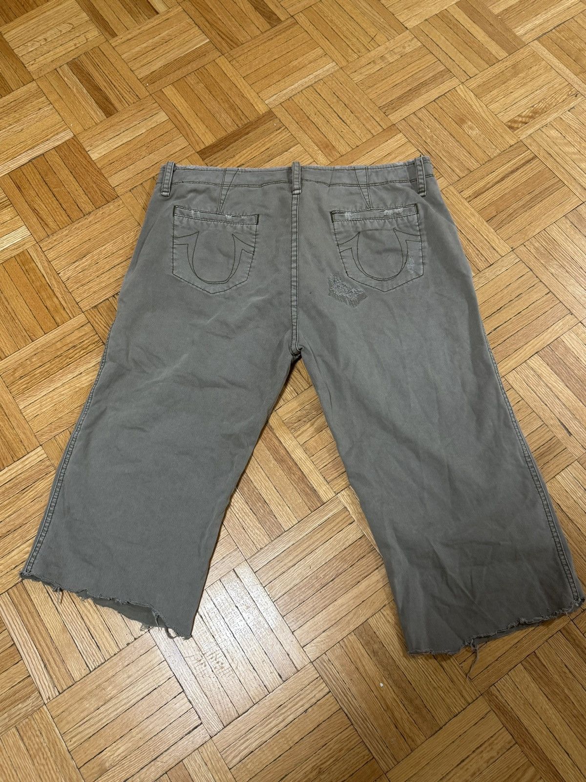 True Religion True Religion Custom Cropped Pant Size US 33 - 2 Thumbnail