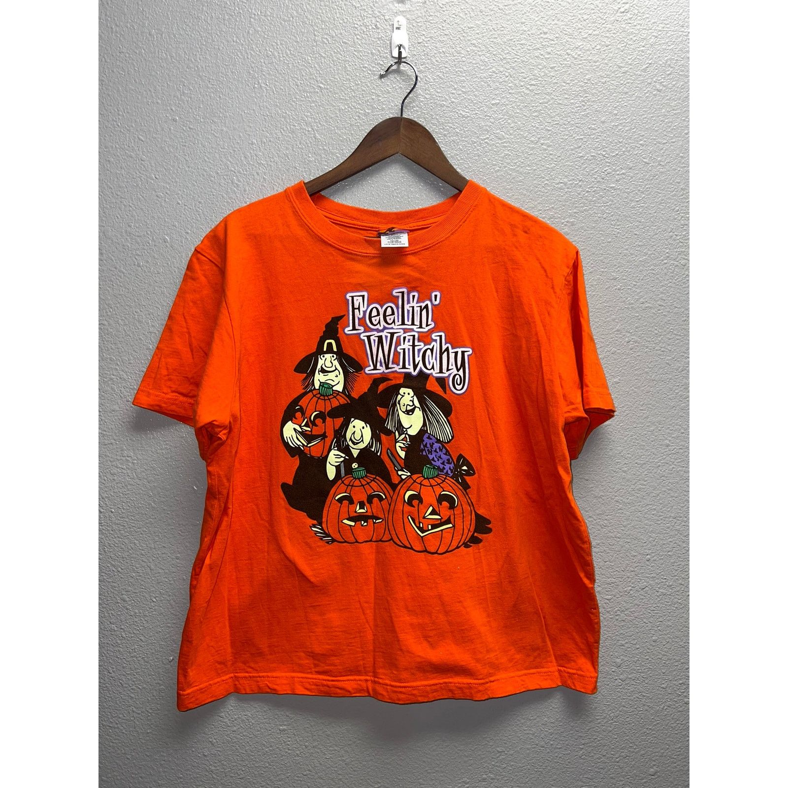 Vintage Vintage Womens Halloween Shirt Feeling Witchy Orange Tee XL Size XL / US 12-14 / IT 48-50 - 2 Thumbnail