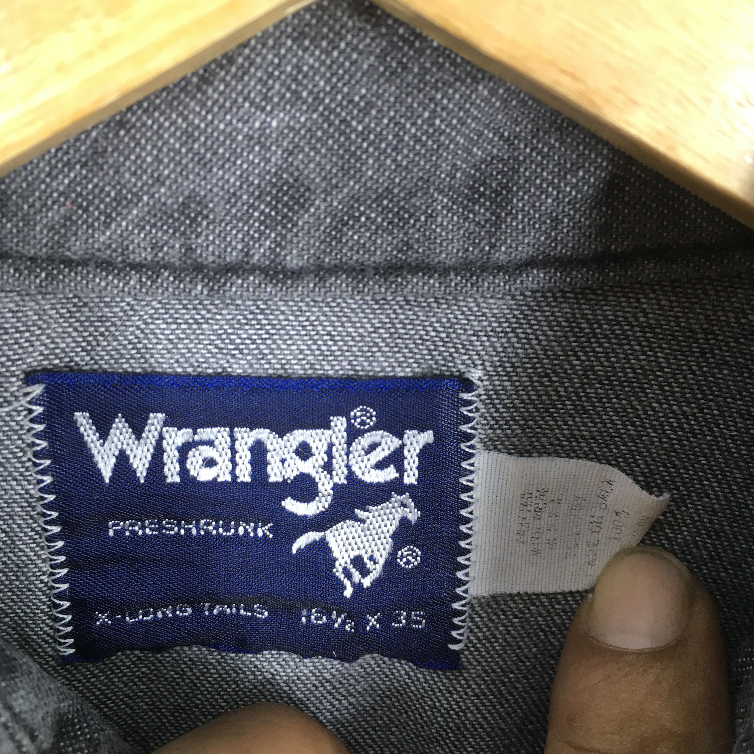 Wrangler Vintage 1990s Wrangler Plain Black Shirt Large Size US L / EU 52-54 / 3 - 6 Thumbnail