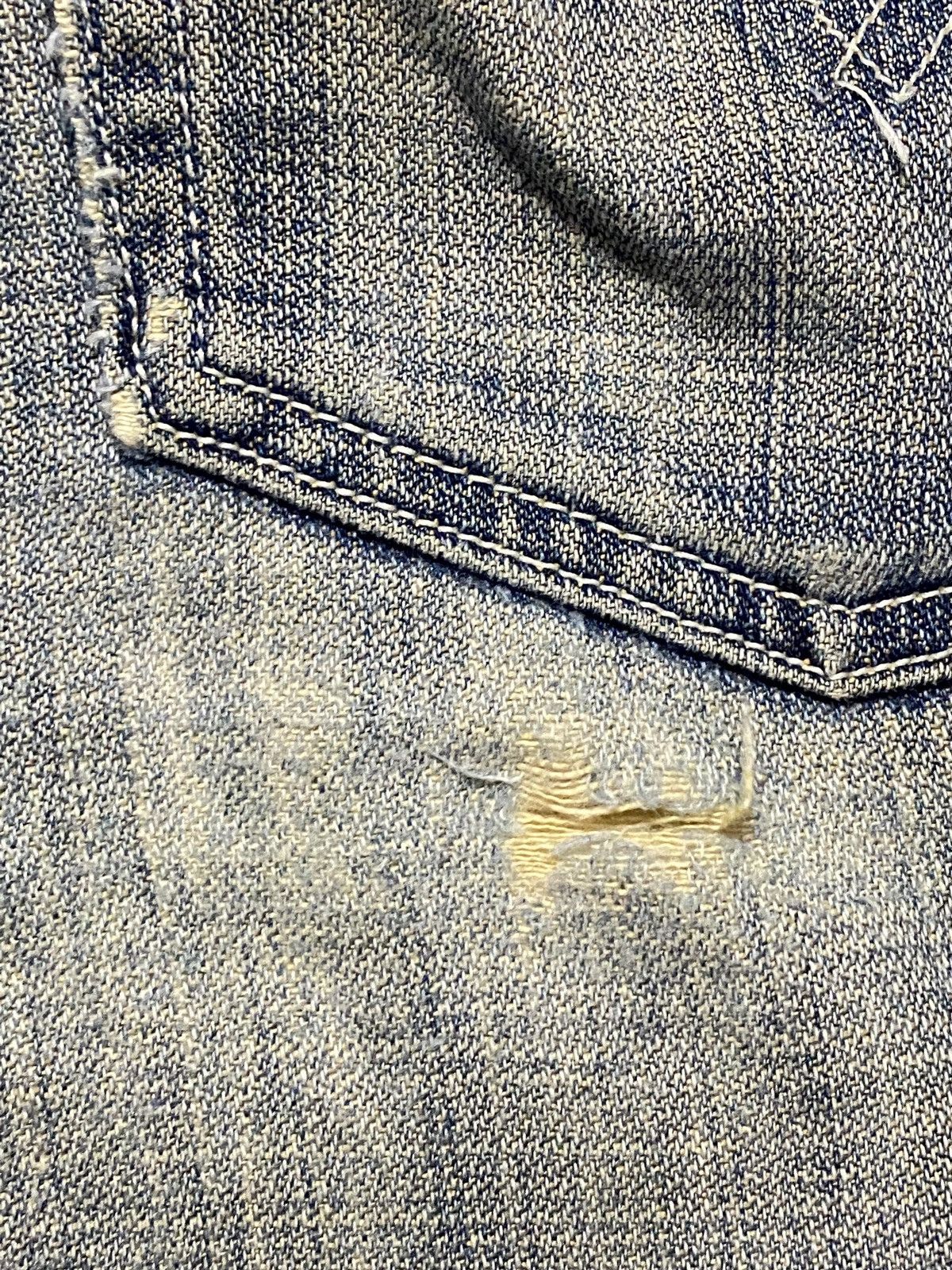 Levi's Vintage Clothing Vintage Levis 503 90’s Grunge Distressed Baggy Jeans Size US 30 / EU 46 - 13 Thumbnail