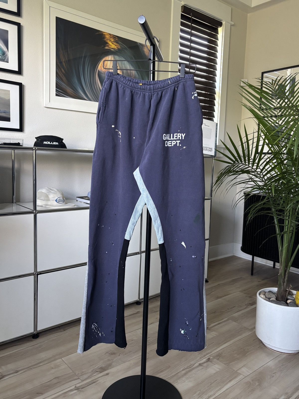 Gallery Dept. GALLERY DEPT PAINTER FLARE SWEATPANTS Size US 34 / EU 50 - 2 Thumbnail