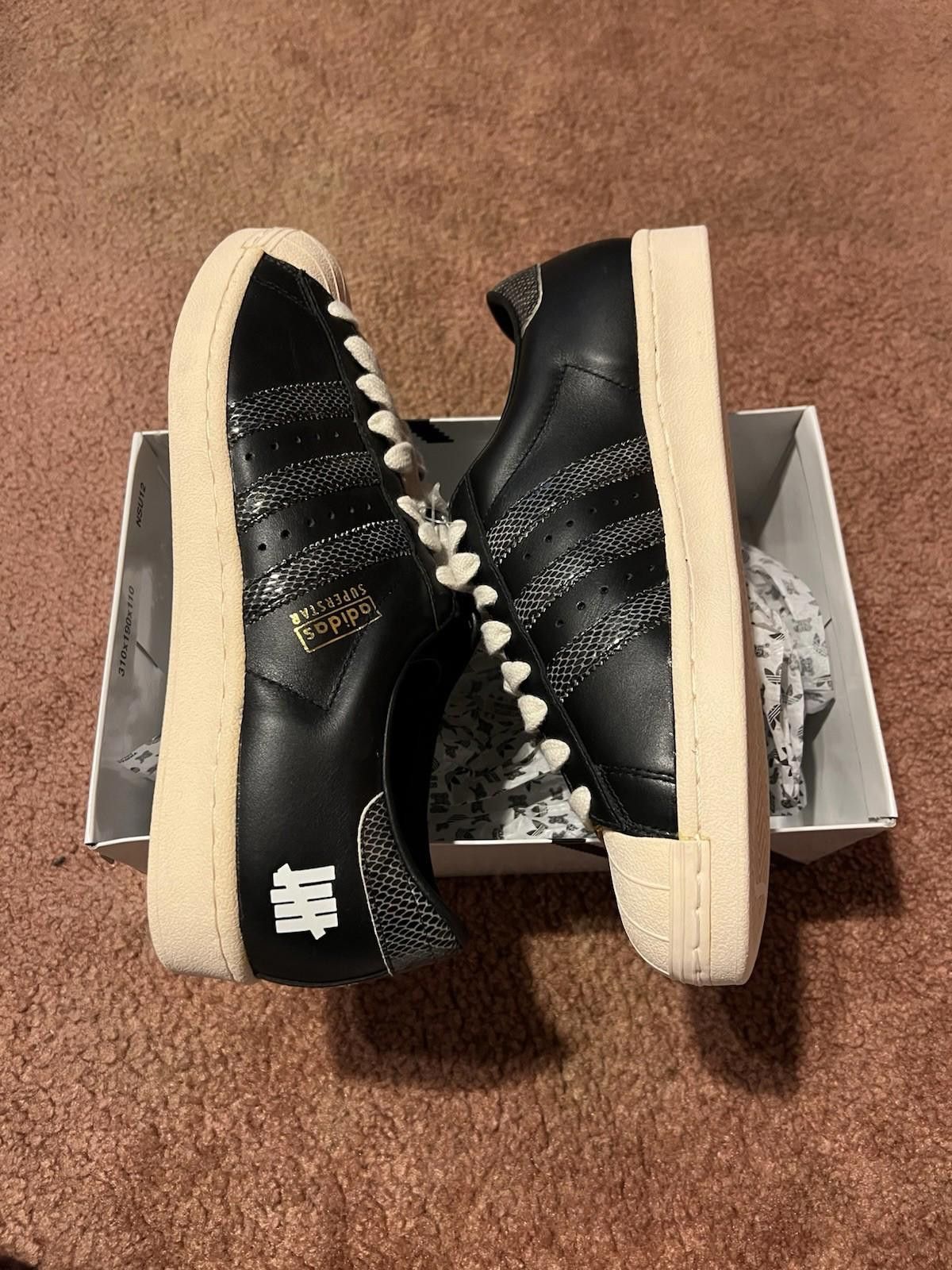 Adidas ADIDAS SUPERSTAR CONSORTIUM UNDFTD UNDEFEATED SNAKE 133742 Size US 11 / EU 44 - 2 Thumbnail