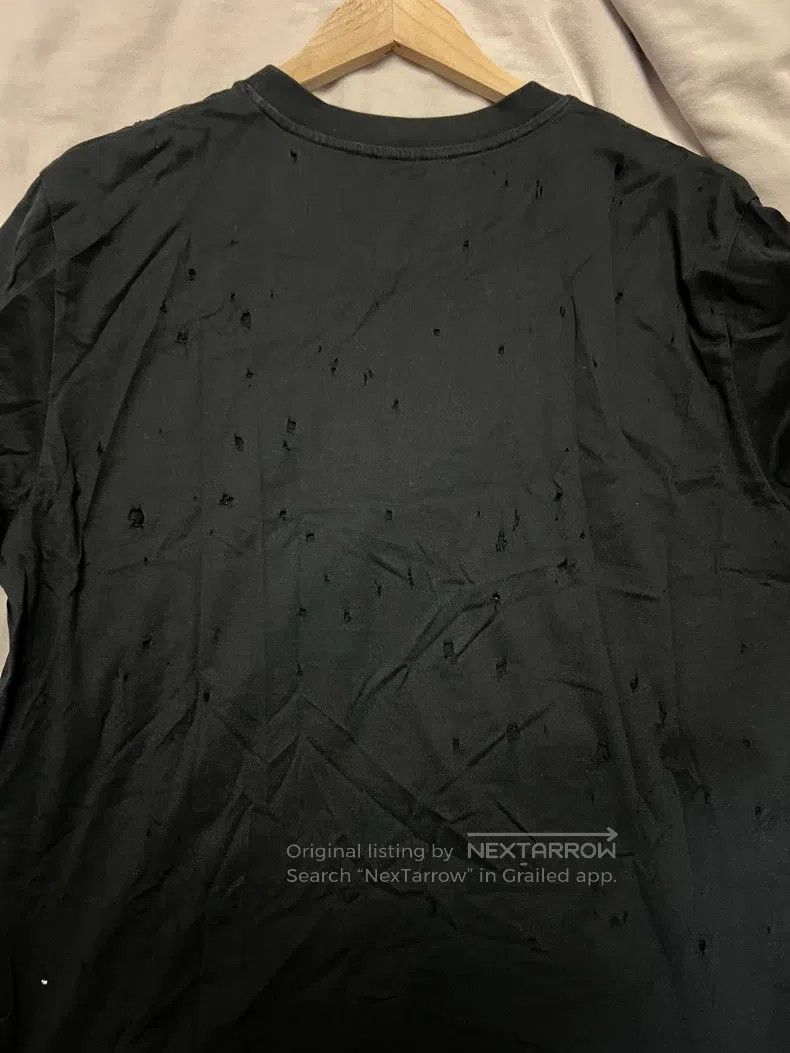 Givenchy Givenchy Small Ripped, Gold Foil Damaged Logo Short Sleeve Size US L / EU 52-54 / 3 - 3 Thumbnail