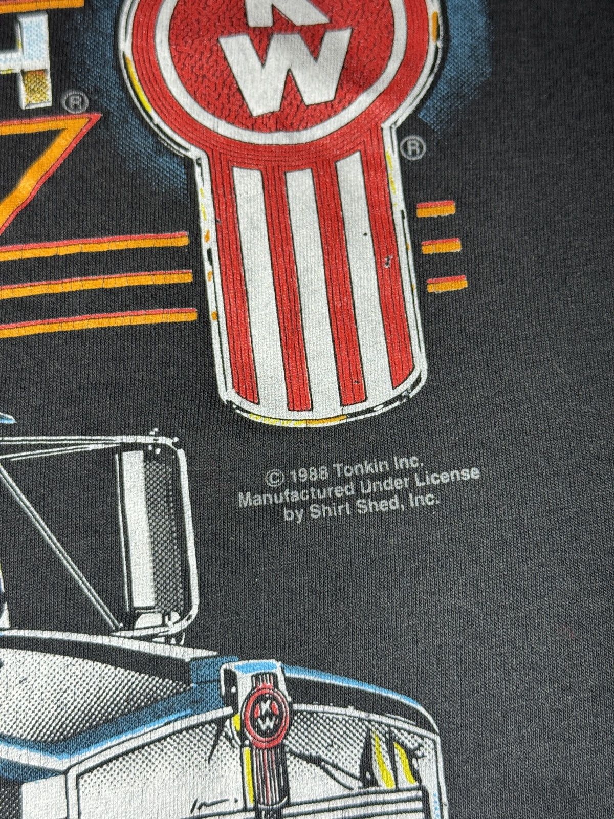 Vintage Vintage 80s Kenworth Trucker 3D Emblem Easy Rider T Shirt Size US XL / EU 56 / 4 - 3 Thumbnail
