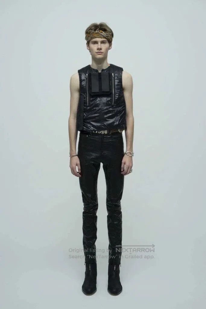Takahiromiyashita The Soloist. black vest by takahiromiyashita the soloist. Size US M / EU 48-50 / 2 - 2 Thumbnail