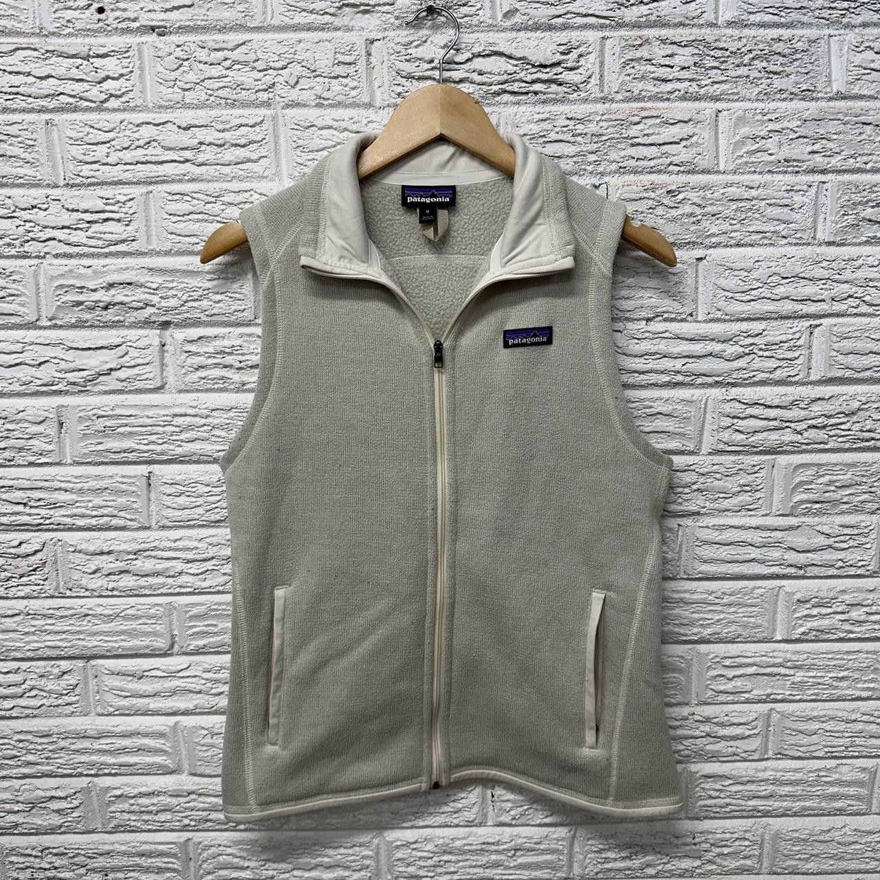 Patagonia Patagonia Fleece Zip Up Vest White Women’s Medium Size M / US 6-8 / IT 42-44 - 2 Thumbnail