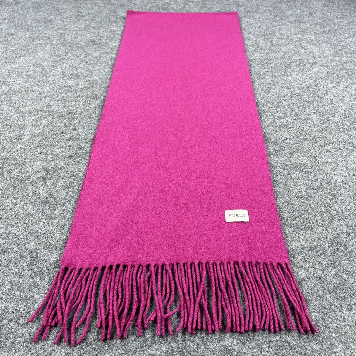 Furla Scarf / Muffler / Neckwear T1183