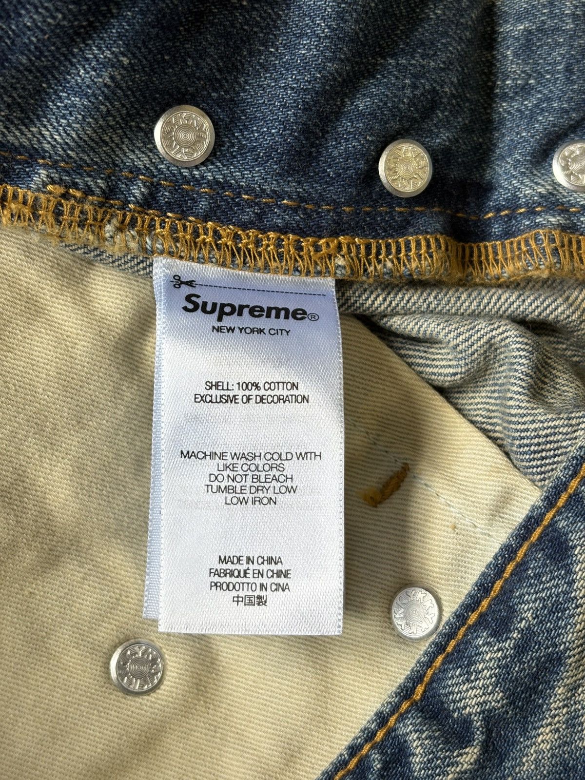 Supreme Supreme Dirty Indigo Denim Jeans FW25 Size US 32 / EU 48 - 10 Thumbnail