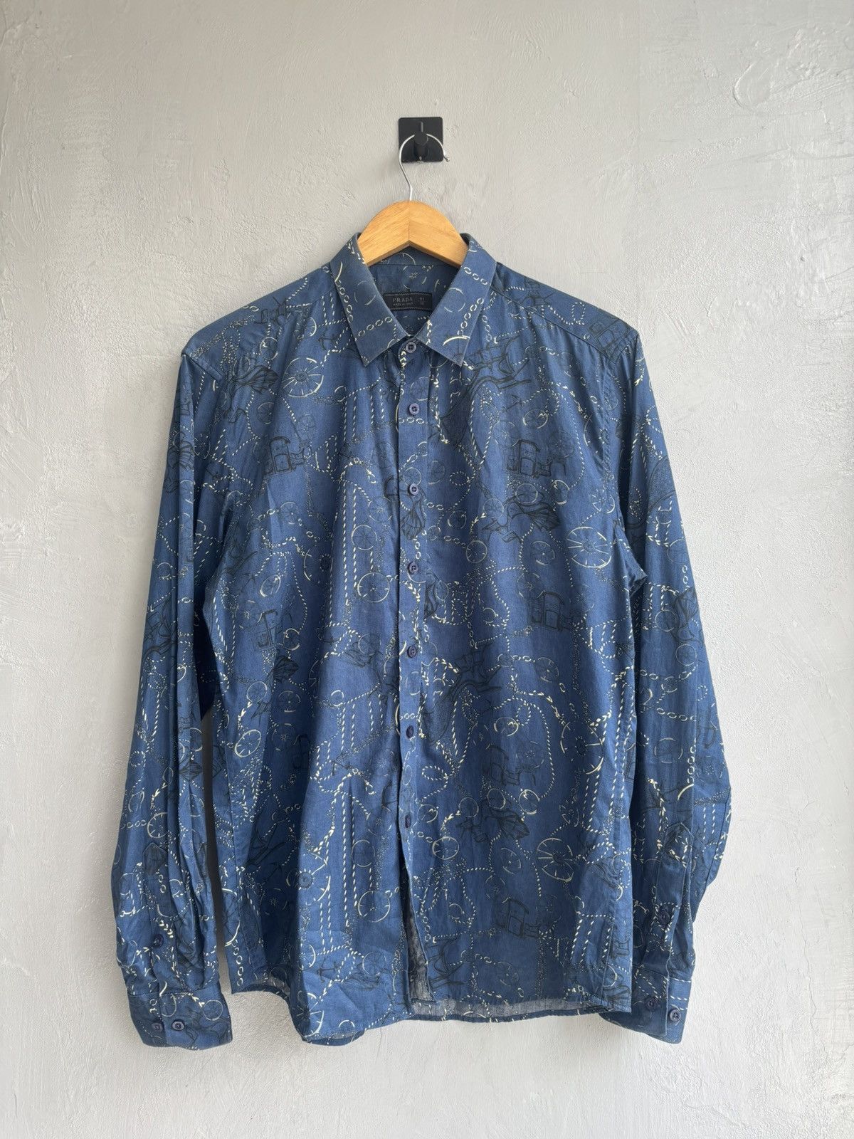 Prada Prada SS2014 embroidery button up shirt Size US M / EU 48-50 / 2 - 1 Thumbnail